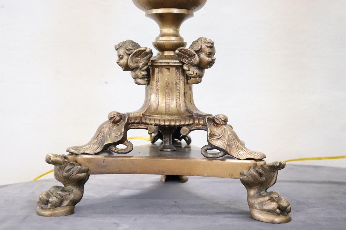 Coppia di candelabri o lampade da tavolo antichi in bronzo con sette luci In condizioni buone in vendita a Casale Monferrato, IT