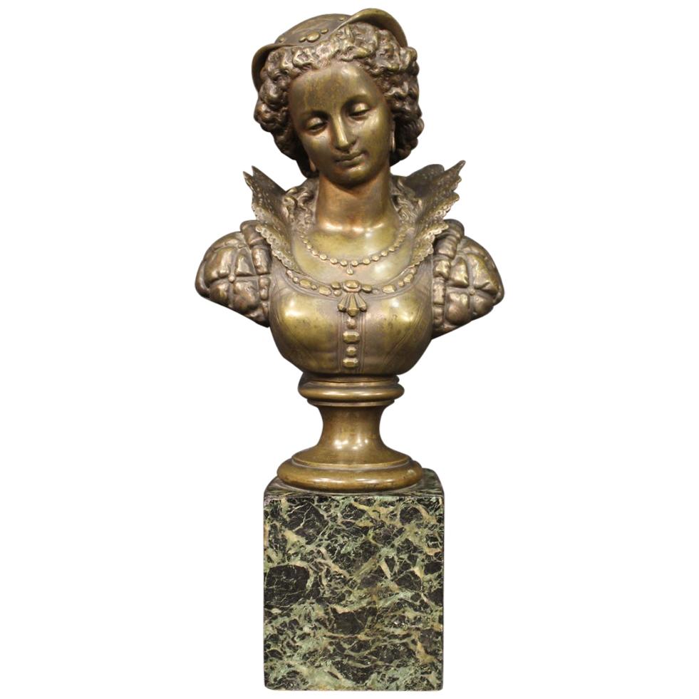 Italian Bronze Sculpture Bust of a Noblewoman, 20th Century For Sale