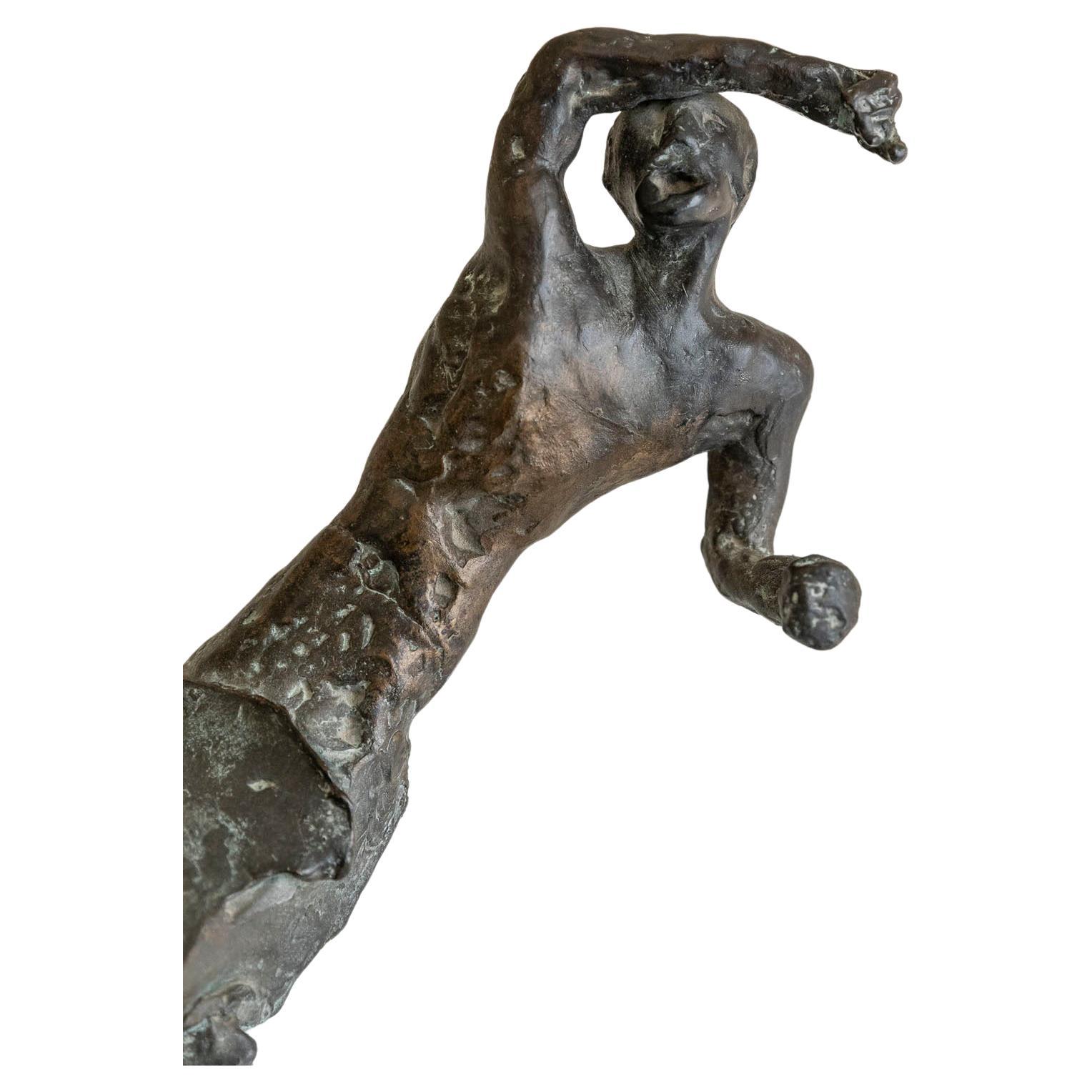 Italian bronze sculpture by Marcello Pietrantoni, 1980 ca. 
The sculpture is signed on the base. 

Marcello Pietrantoni was born in Brescia in 1934. Throughout his life he has accompanied the profession of architect a research that has used the