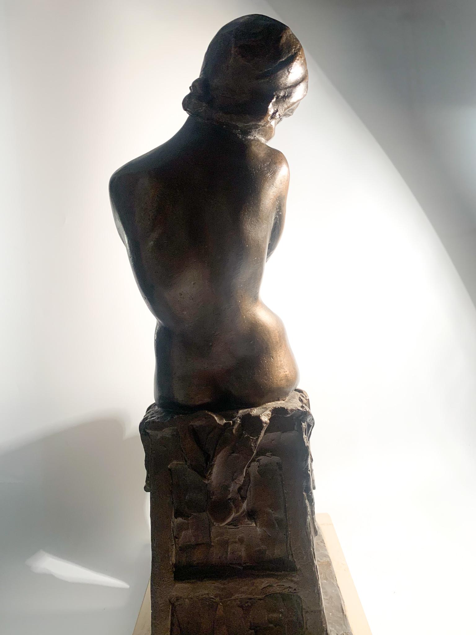 Italian Bronze Sculpture of a Nude Woman by Aurelio Capsoni, Early 1900 6