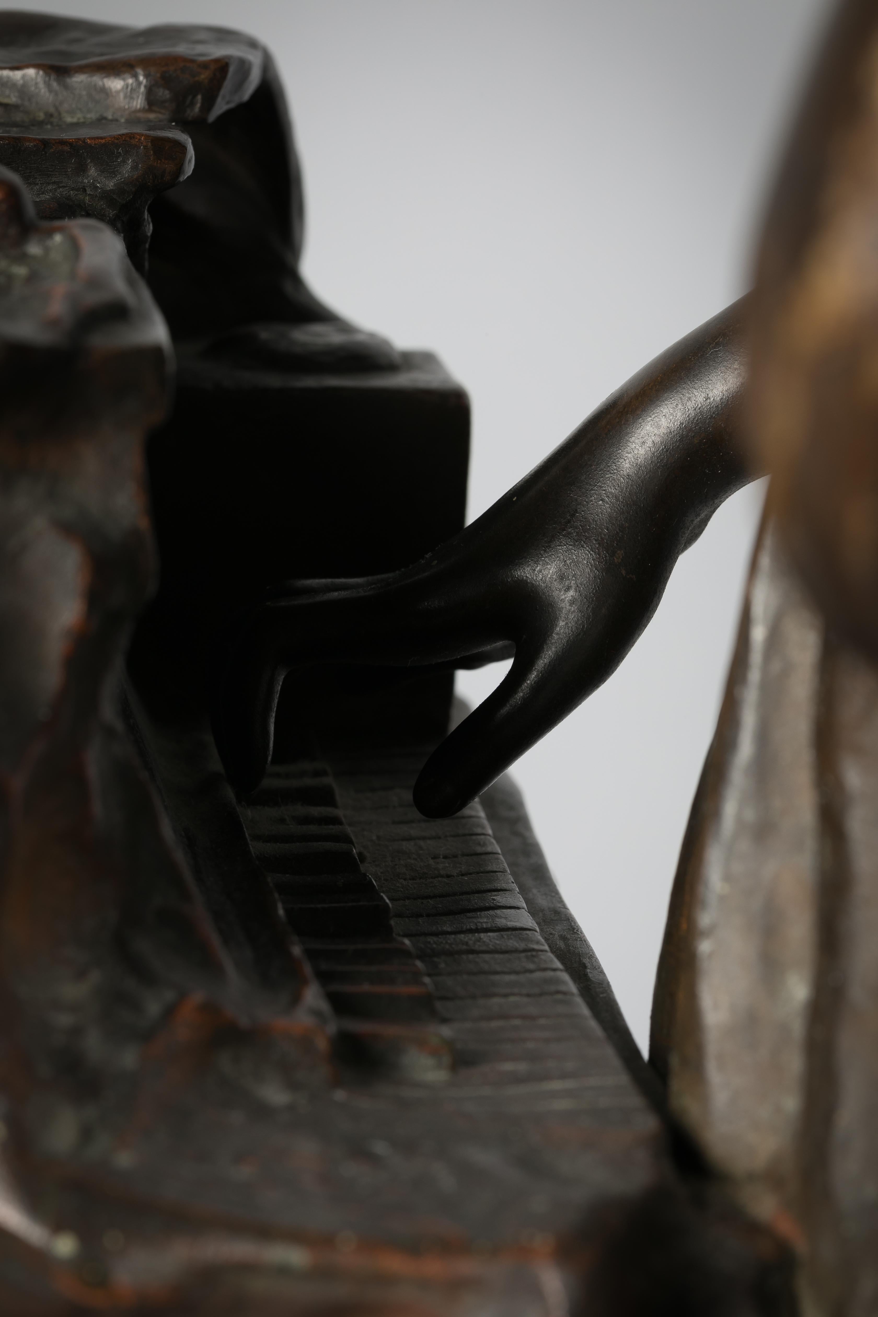 Italian Bronze Sculpture of Woman Playing a Pianoforte, Signed Saverid Sortini For Sale 2