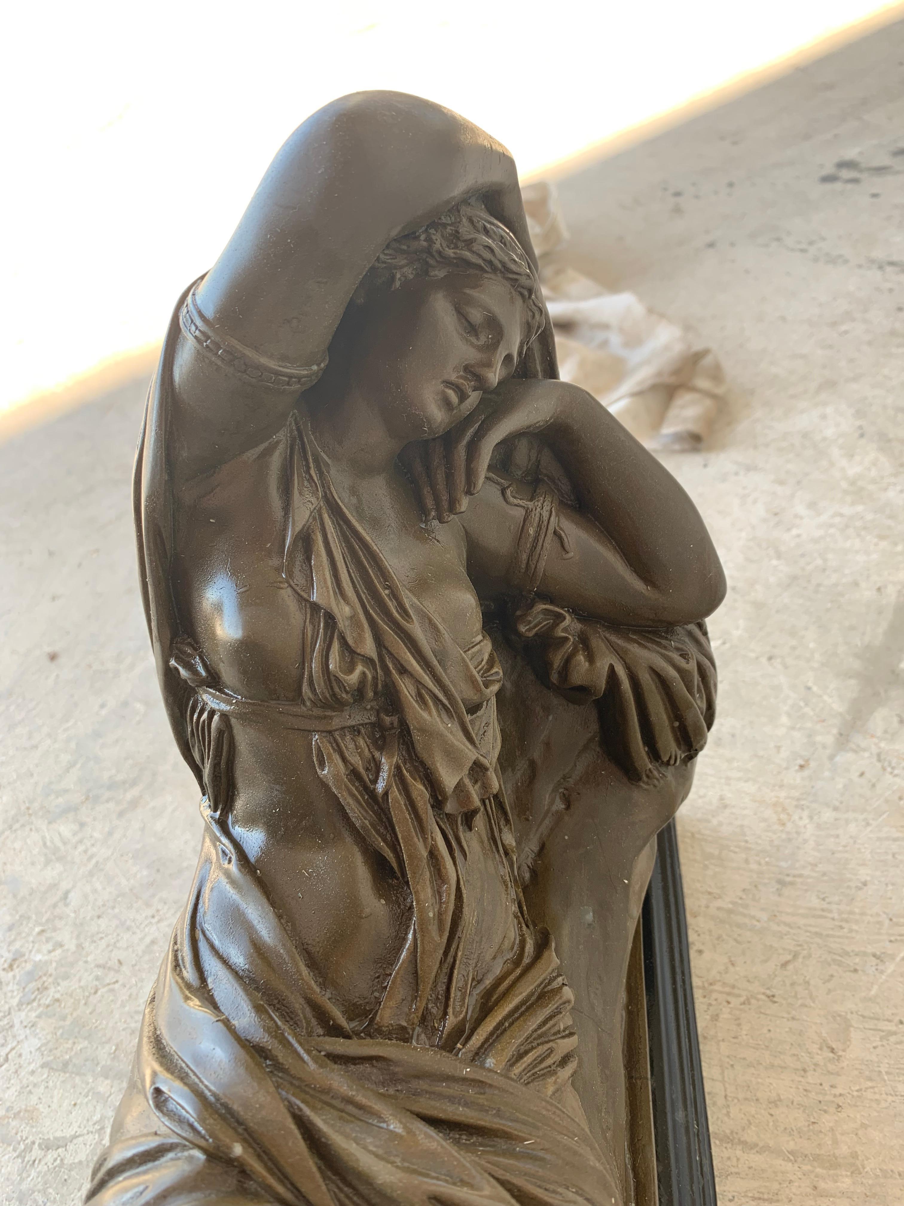 Italian Bronze Tuscany Neoclassical Style Sculpture Featuring a Relaxed Woman For Sale 2