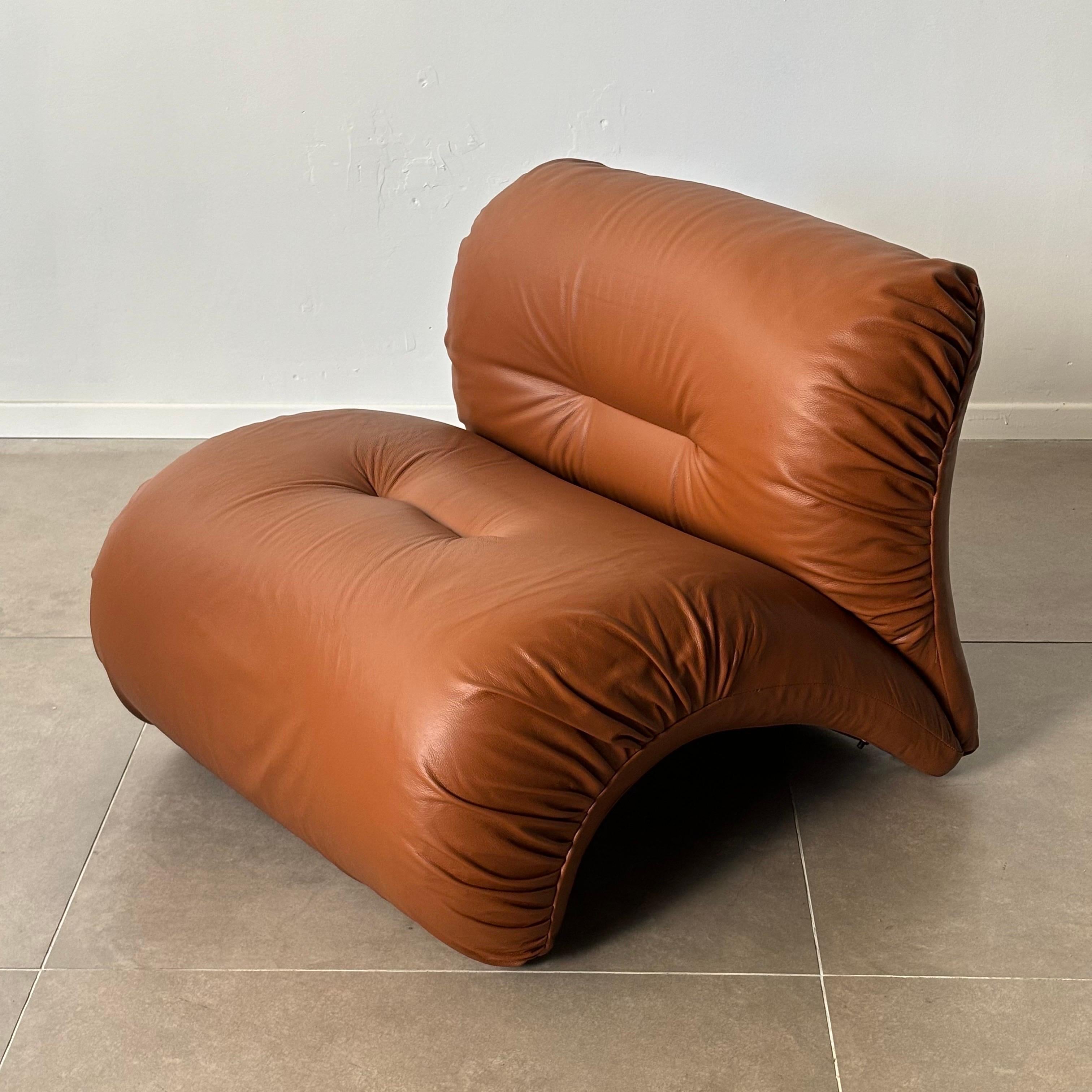 20th Century Italian brown aniline leather lounge chair, 1970s