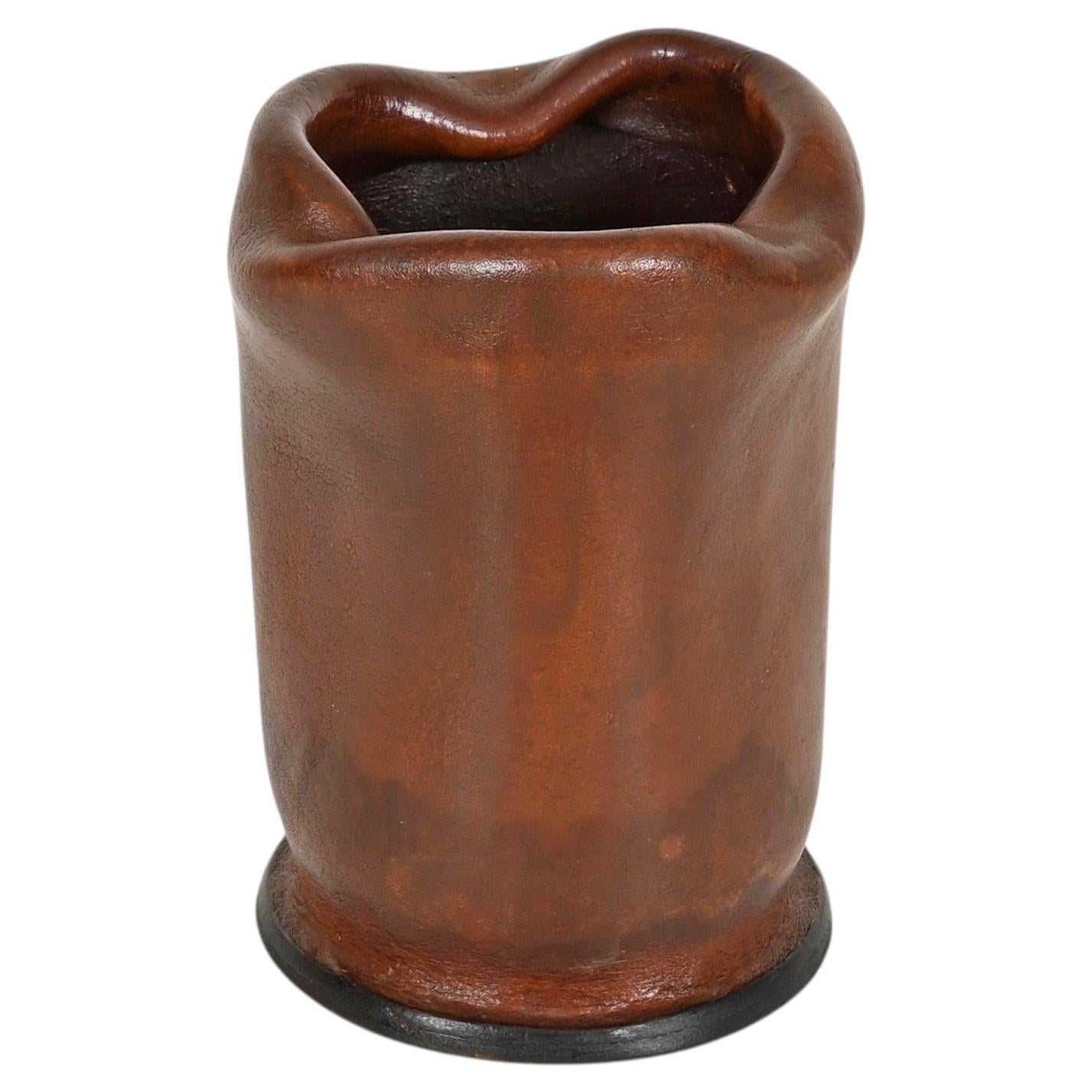 Italian Brown Curved Leather Pen or Brush Holder by Nova Tecno, Italy, 1950s For Sale