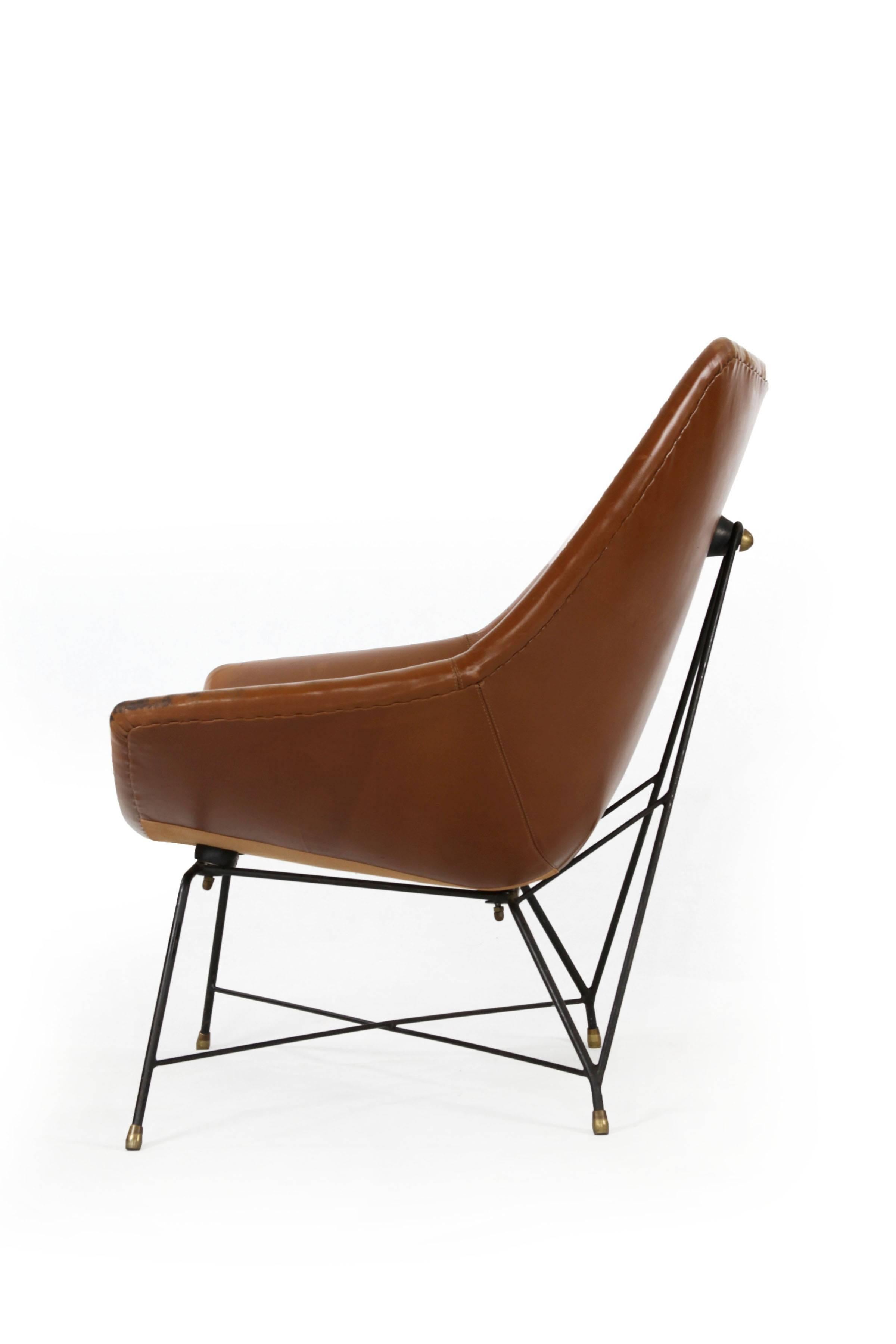 Mid-Century Modern Chaise Kosmos italienne en cuir brun Design d'Augusto Bozzi pour Saporiti:: 1954 en vente