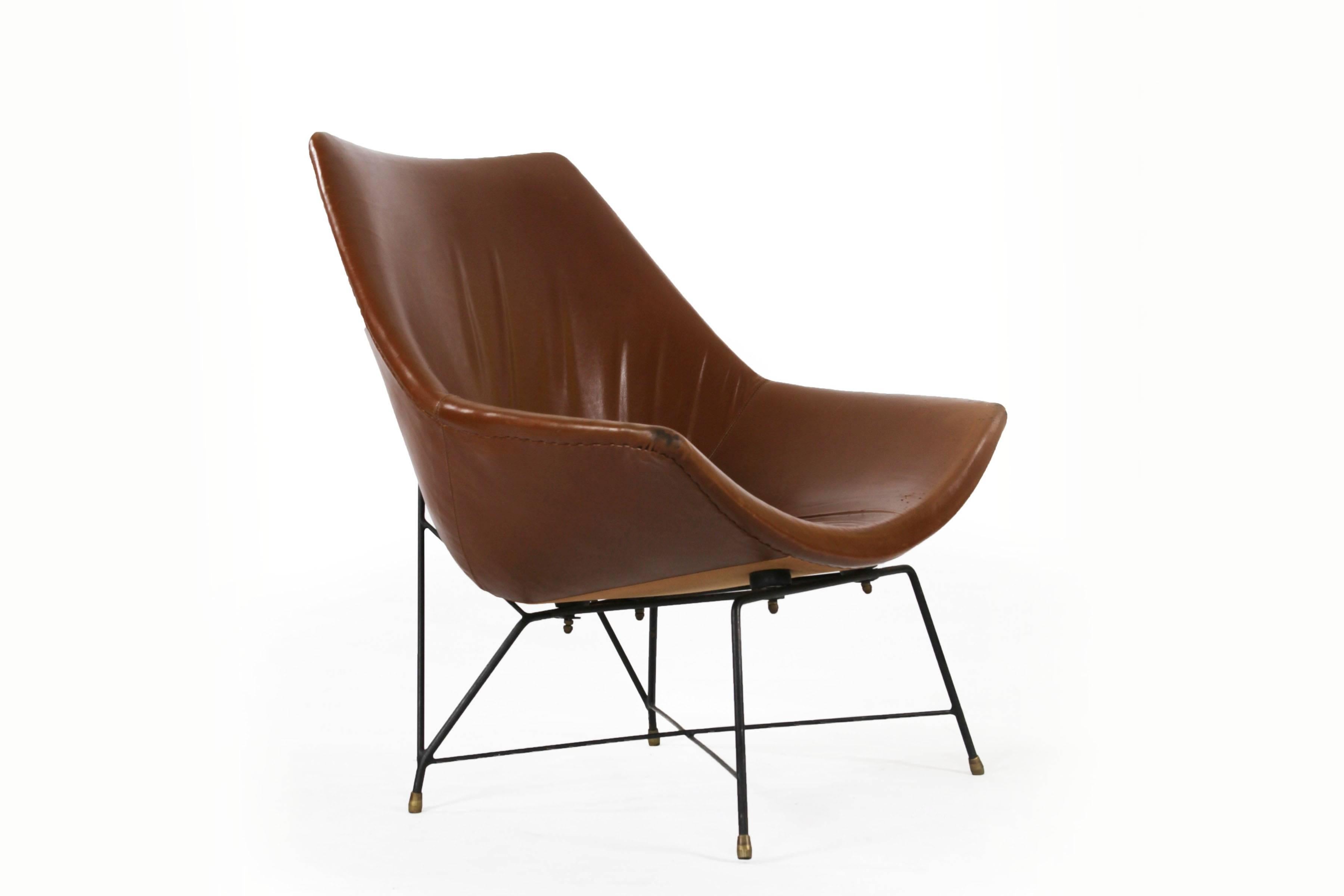 Mid-Century Modern Italian Brown Leather Kosmos Chair Design by Augusto Bozzi for Saporiti, 1954 For Sale