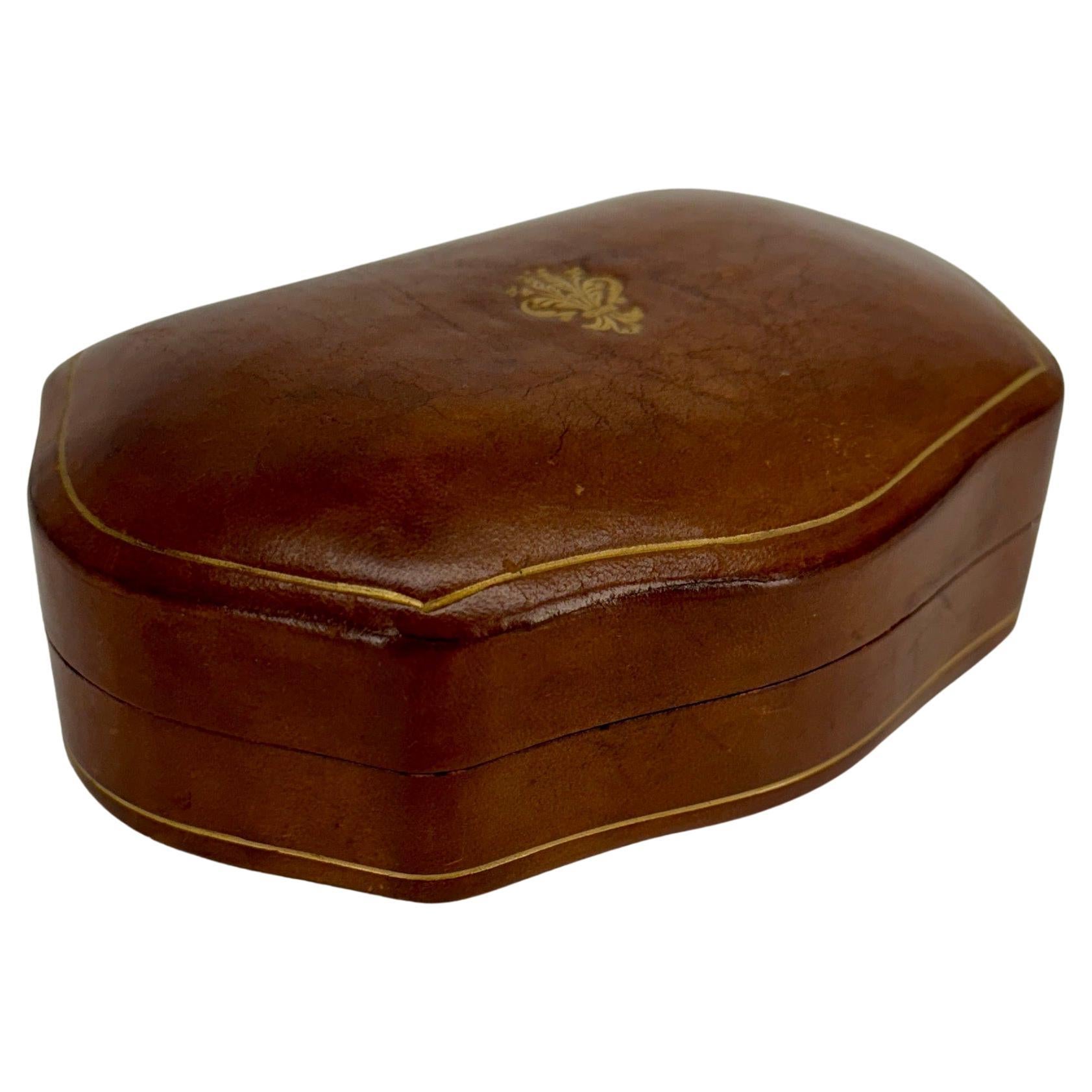 Hand-Crafted Italian Brown Leather Red Velvet Lined Jewelry Box For Sale