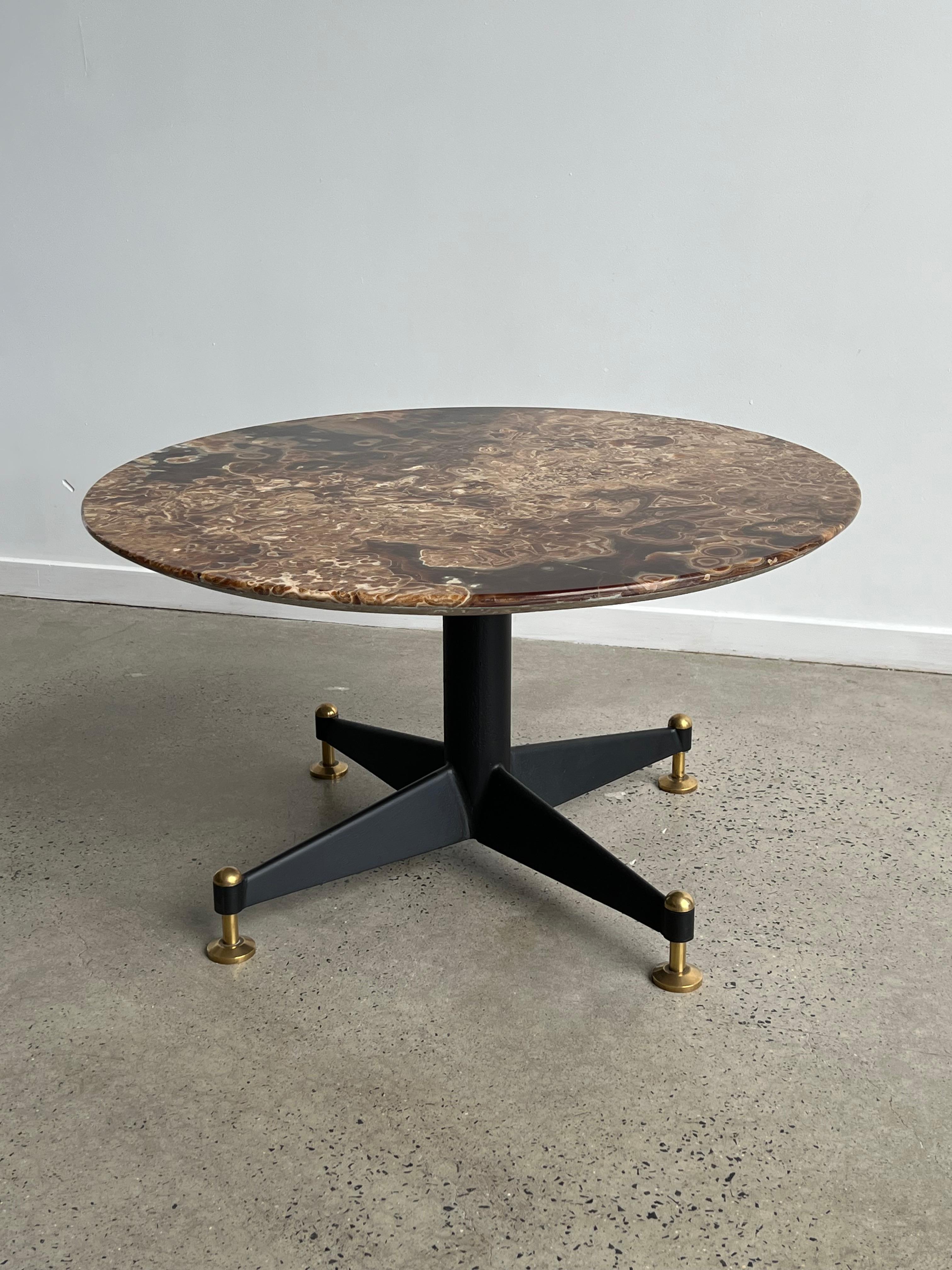 Mid-Century Modern Italian Brown Marble and Brass Round Coffee Table, 1960s