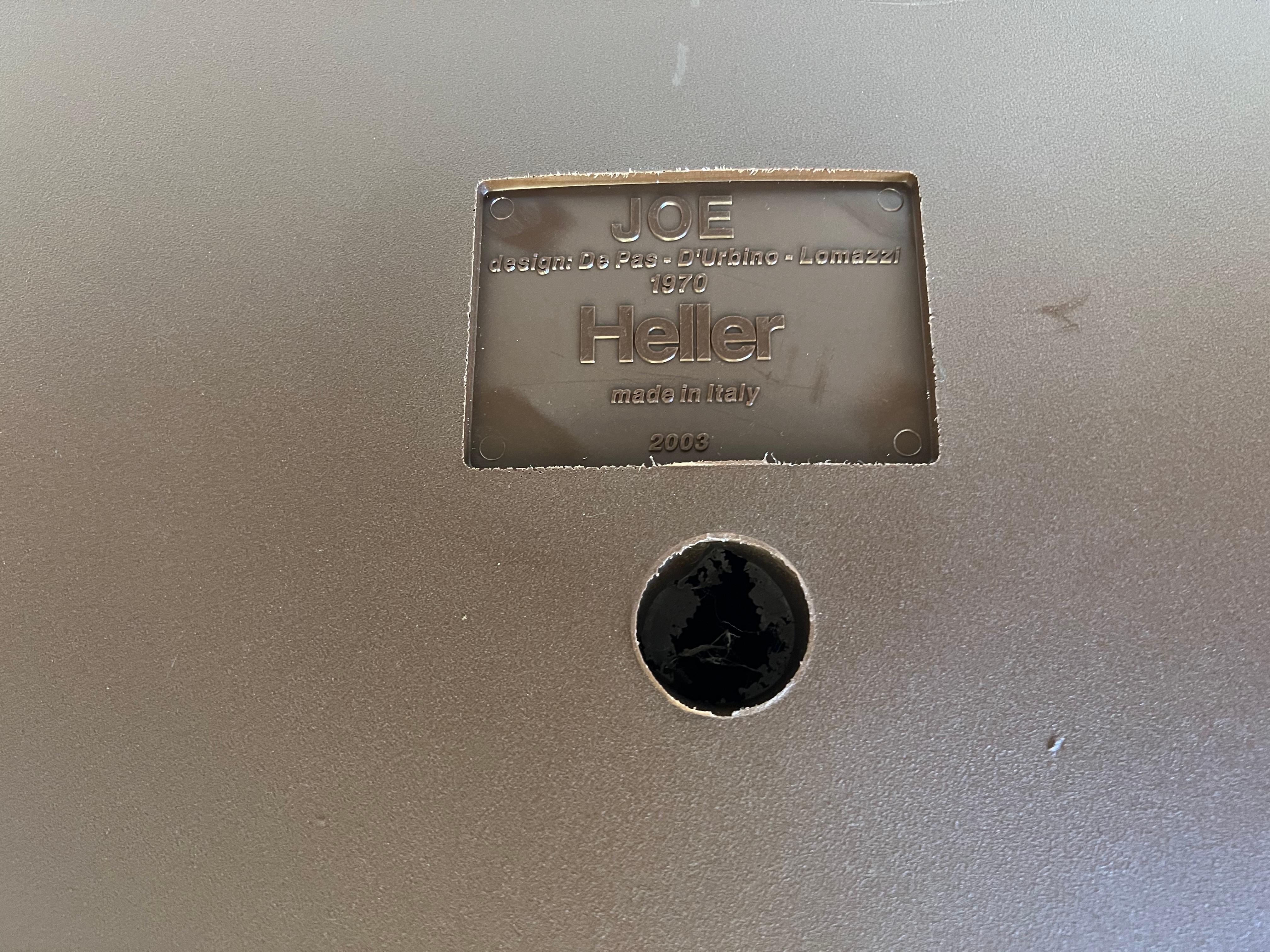 Chaise Joe italienne en plastique marron par Heller en vente 1