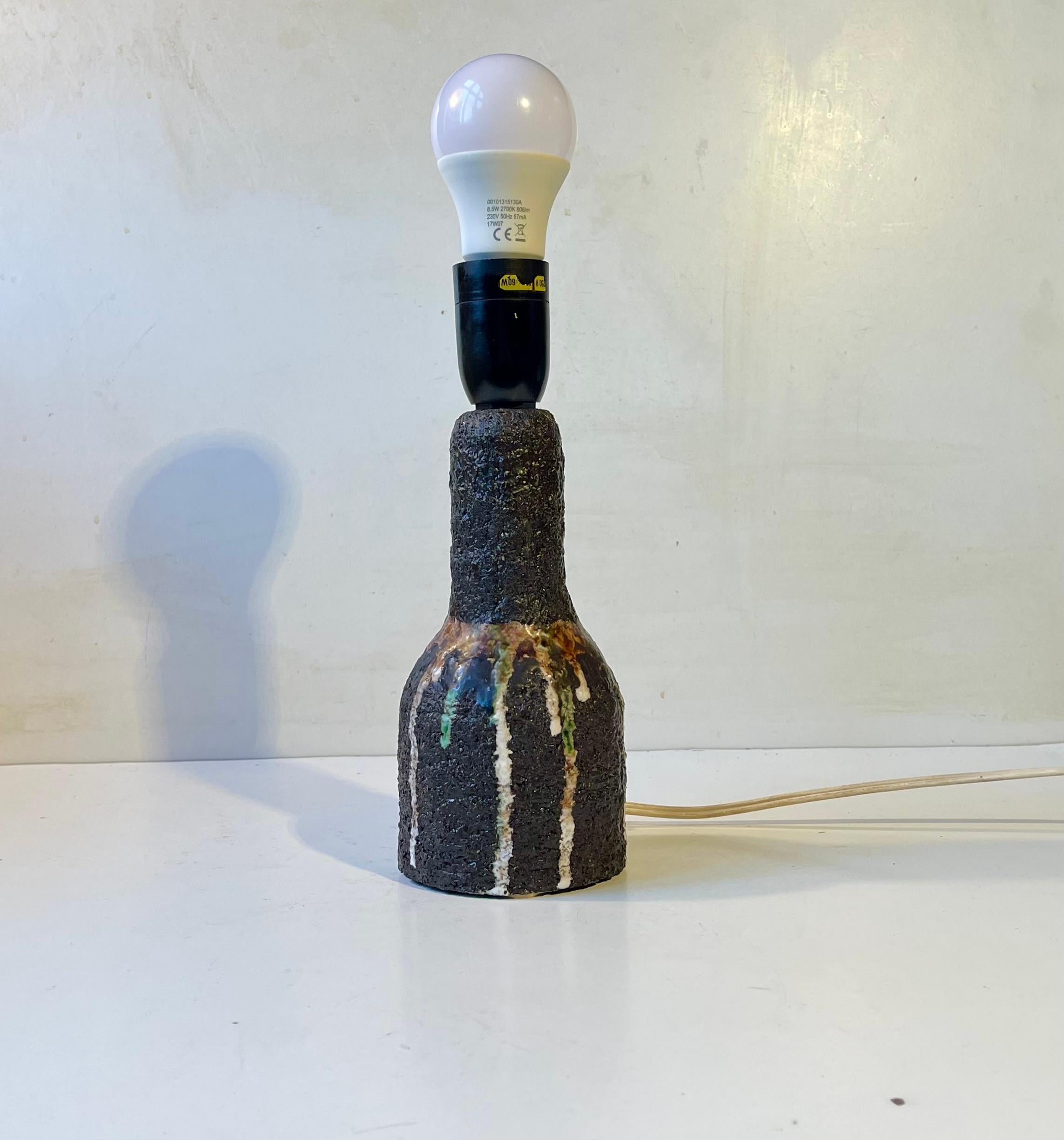 Lampe de bureau italienne brutaliste en céramique avec glaçure ondulante, 1970 Bon état - En vente à Esbjerg, DK