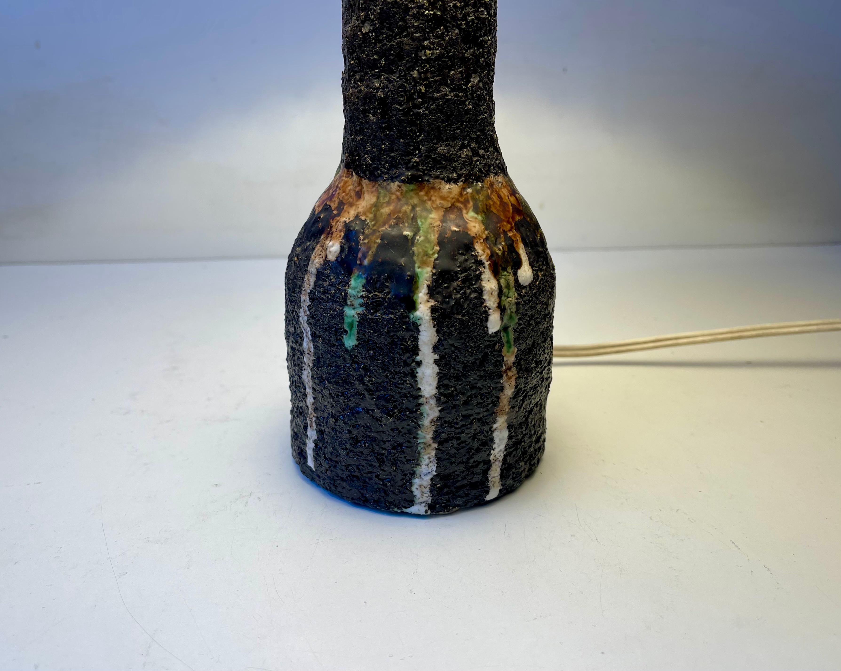 Céramique Lampe de bureau italienne brutaliste en céramique avec glaçure ondulante, 1970 en vente