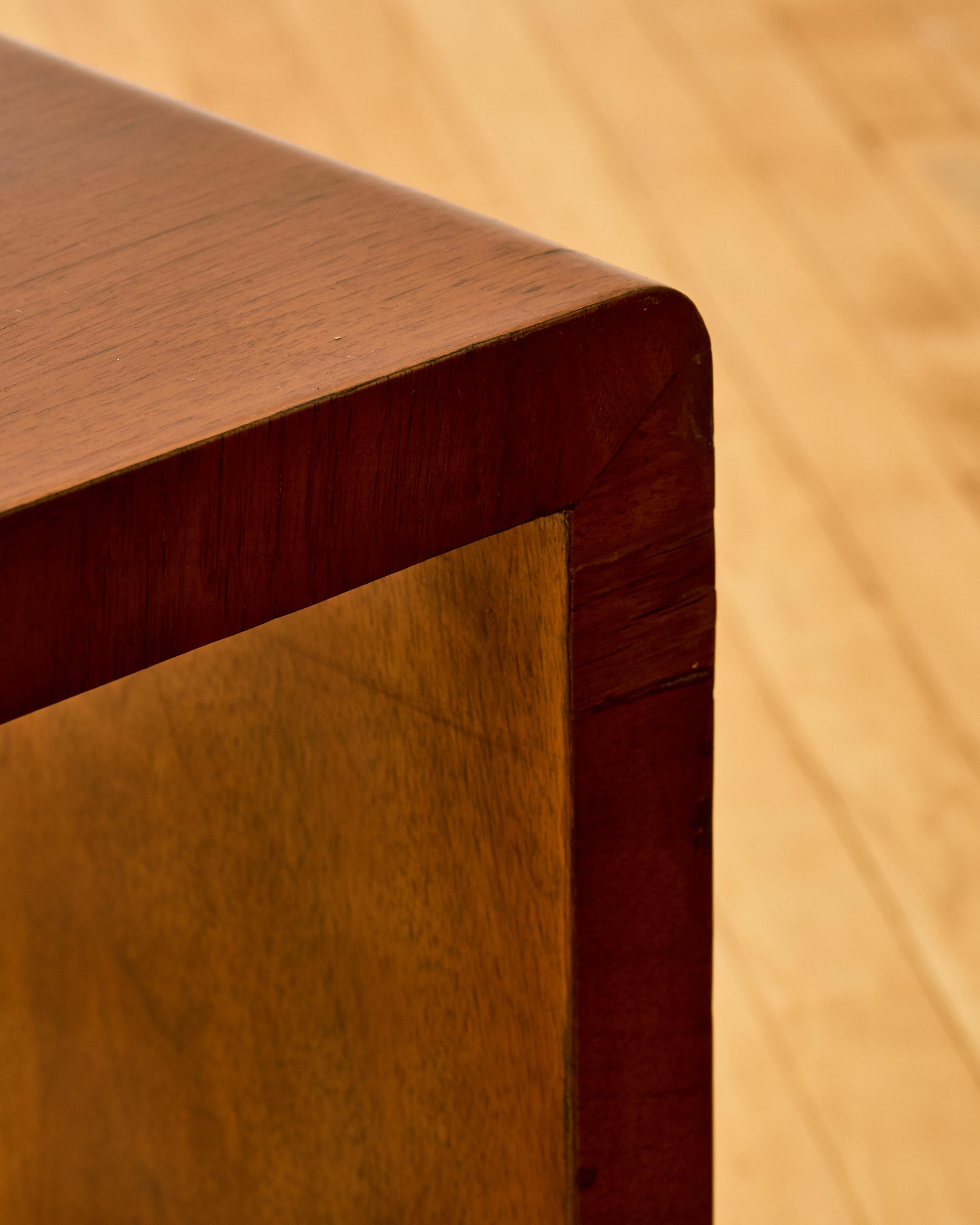 A.I.C. C. C'est une chaise brutaliste italienne. en vente 2