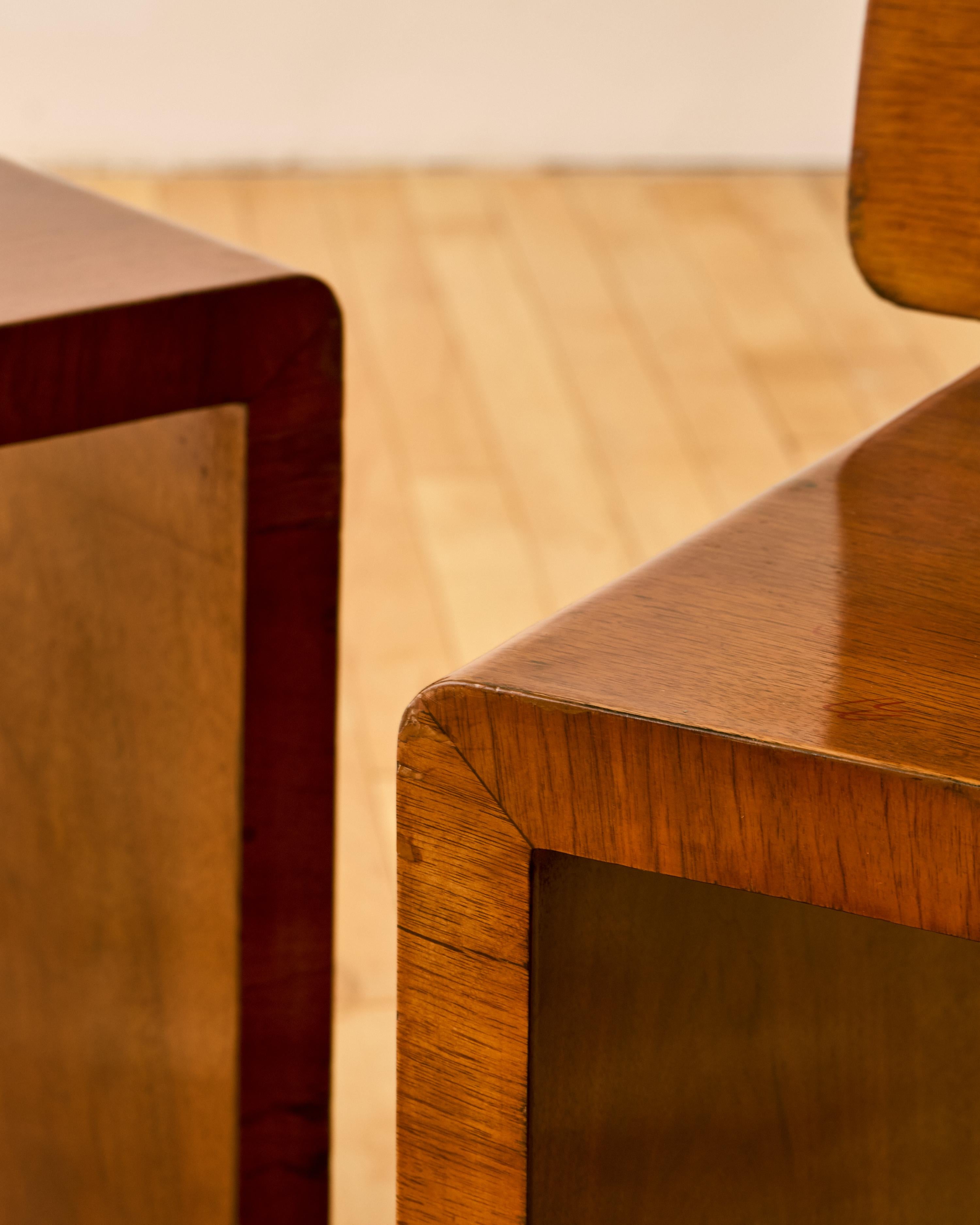 A.I.C. C. C'est une chaise brutaliste italienne. en vente 3