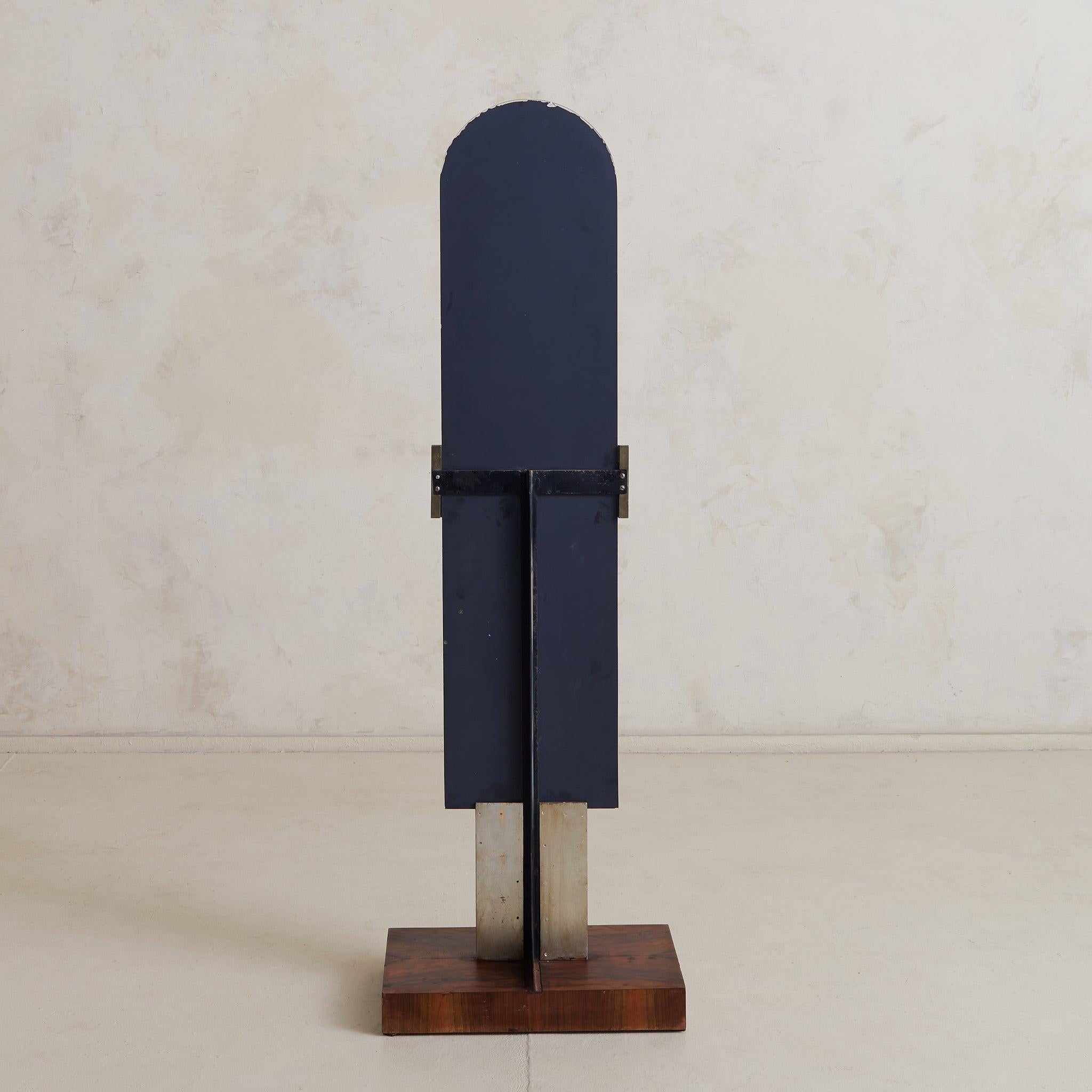 Italian Brutalist Floor Mirror with Embossed Metal + Wood Base, 1970s In condizioni buone in vendita a Chicago, IL