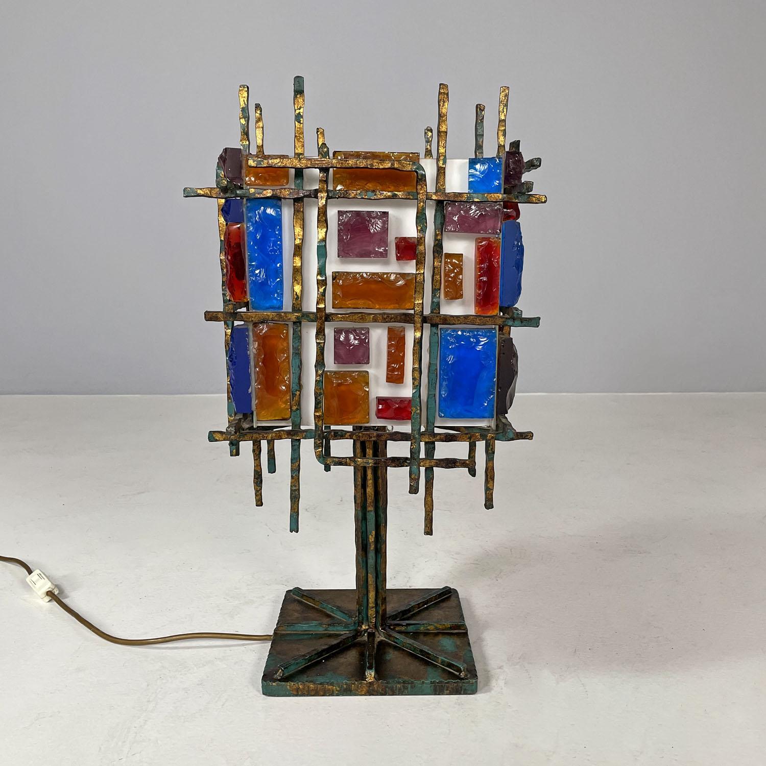Mid-20th Century Italian brutalist geometric brass and colored glass table lamp, 1950s For Sale