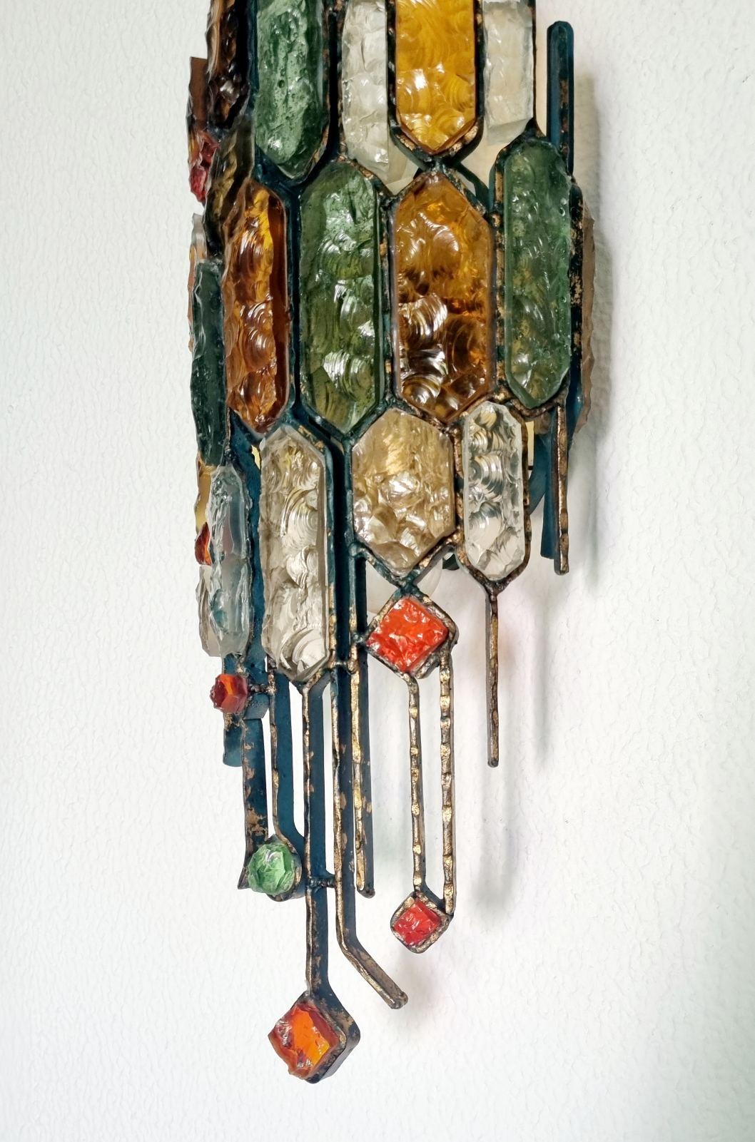 Italian Brutalist Hammered Glass and Wrought Iron Sconce by Longobard, Italy 70s 9