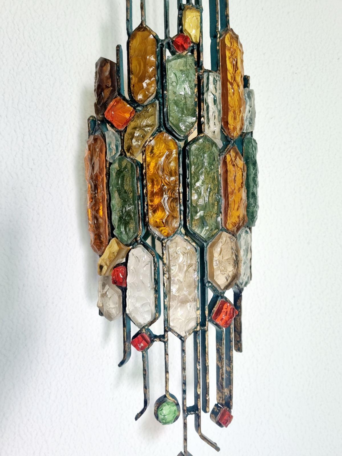 Italian Brutalist Hammered Glass and Wrought Iron Sconce by Longobard, Italy 70s 1