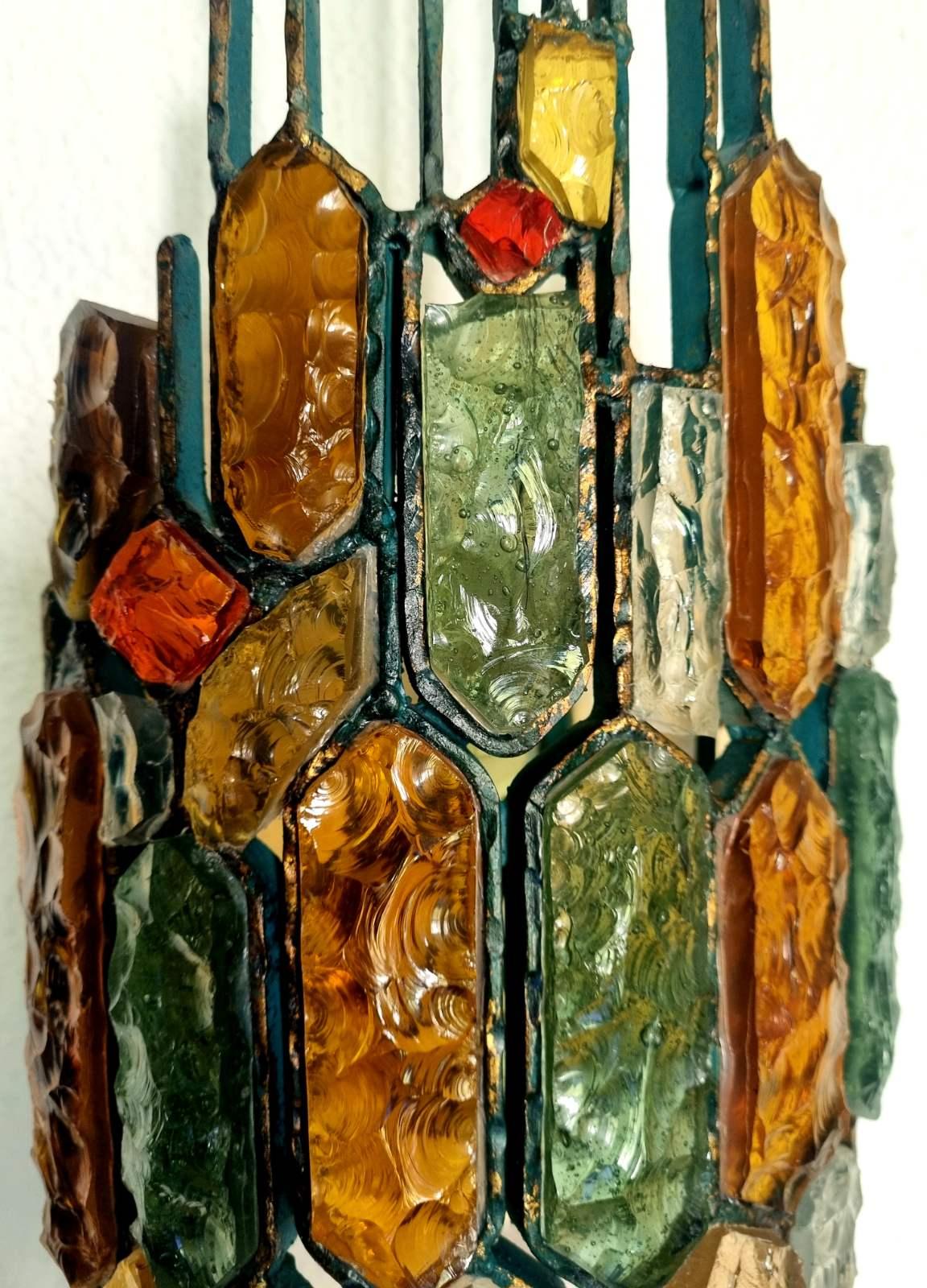 Italian Brutalist Hammered Glass and Wrought Iron Sconce by Longobard, Italy 70s 5
