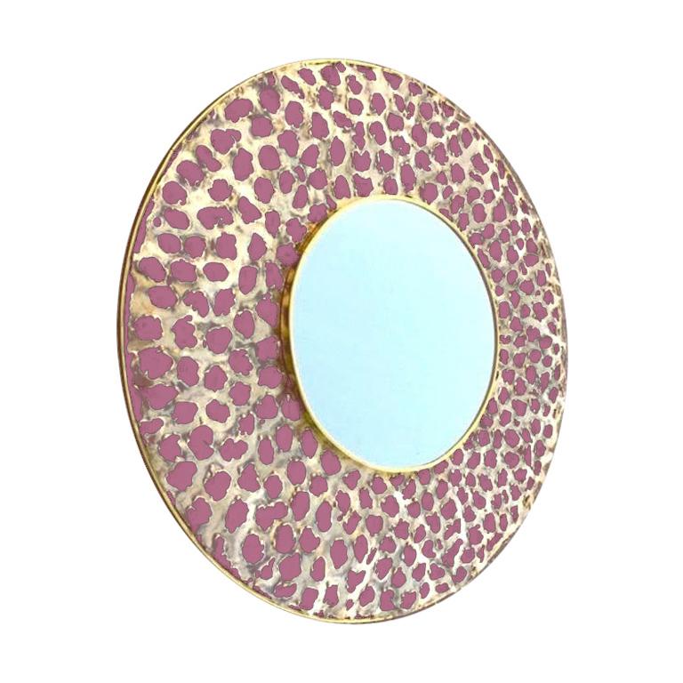 This custom round mirror is an Italian contemporary work, entirely handmade. The design in perforated lace brass is unique. The stepped round frame is edged with a high-quality brass border and decorated with a sculptural brass lace perforation
