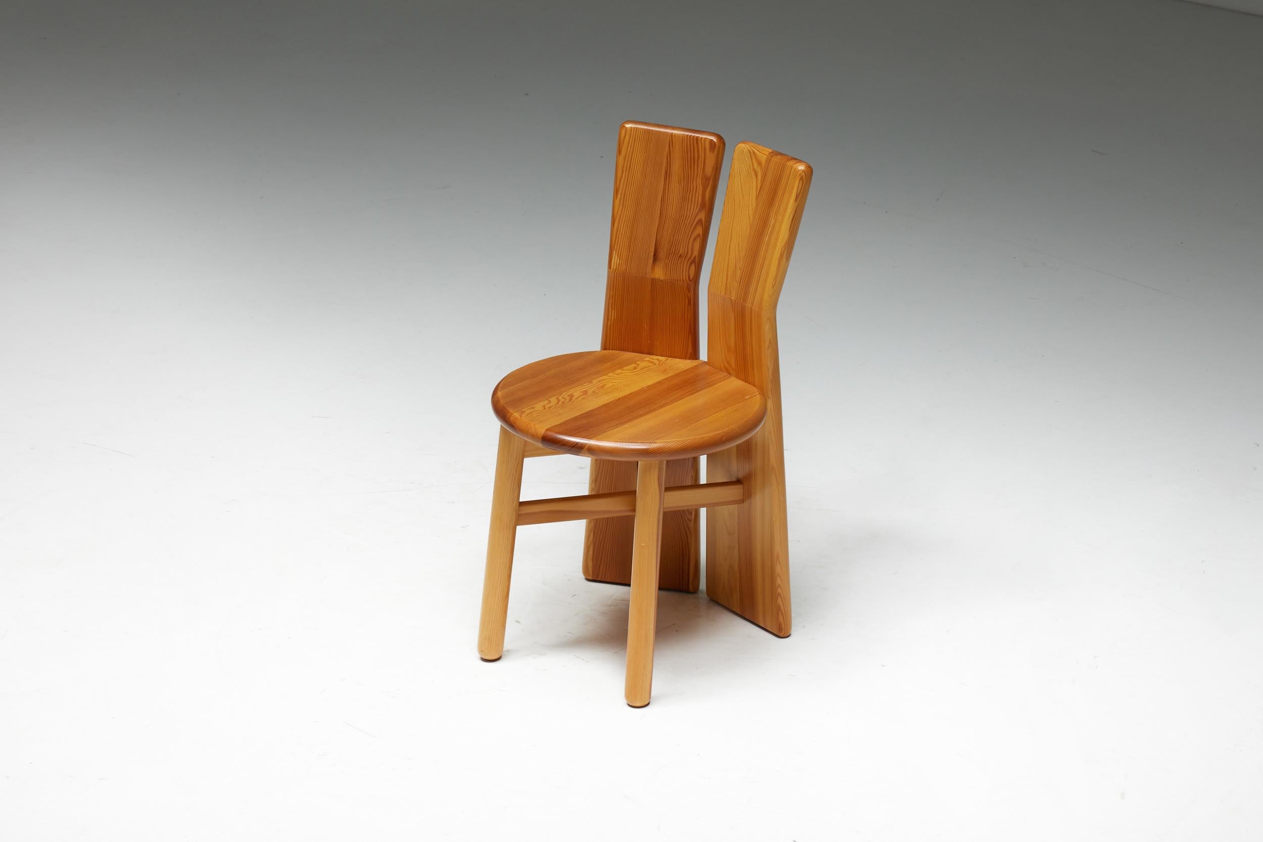 Italian Brutalist Pine Dining Chairs, Italy, 1970s For Sale 4