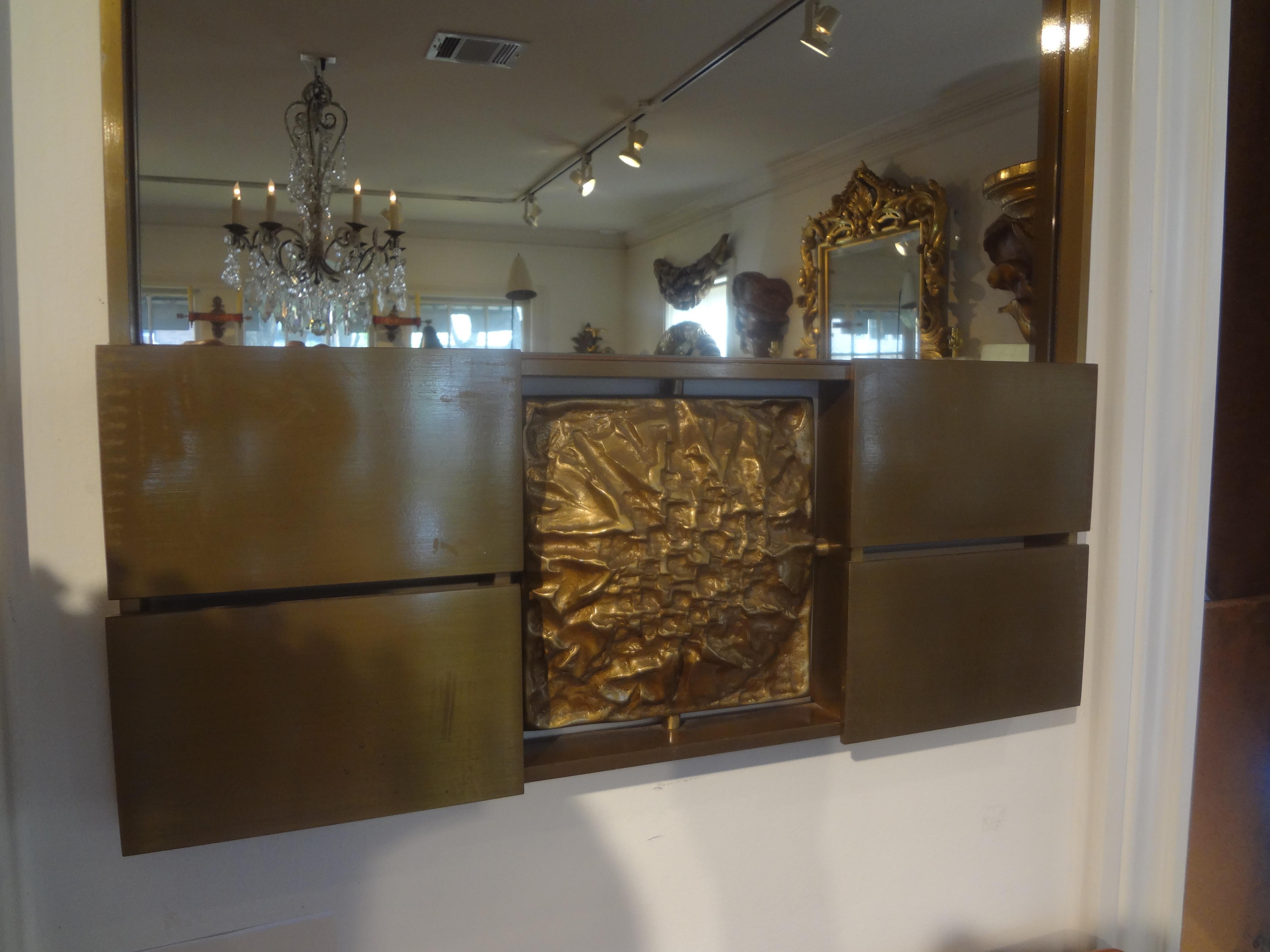 Italian Brutalist Sculptural Brass Mirror by Luciano Frigerio In Good Condition For Sale In Houston, TX
