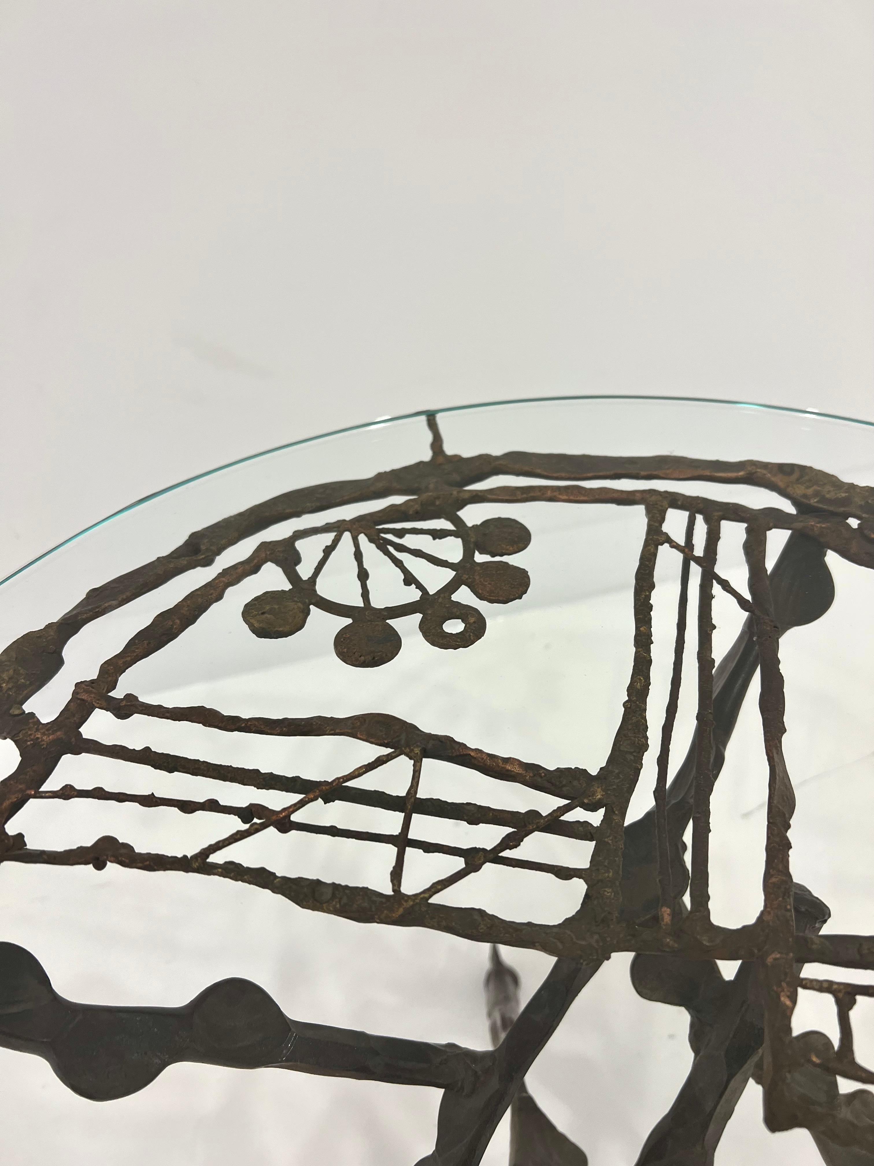 Table d'appoint italienne brutaliste en vente 2