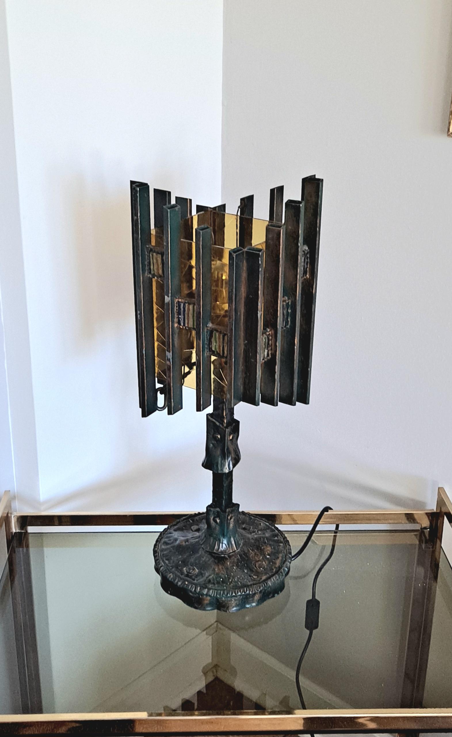 Italian Brutalist Table Lamp Attributed to Biancardi and Jordan Arte   For Sale 4