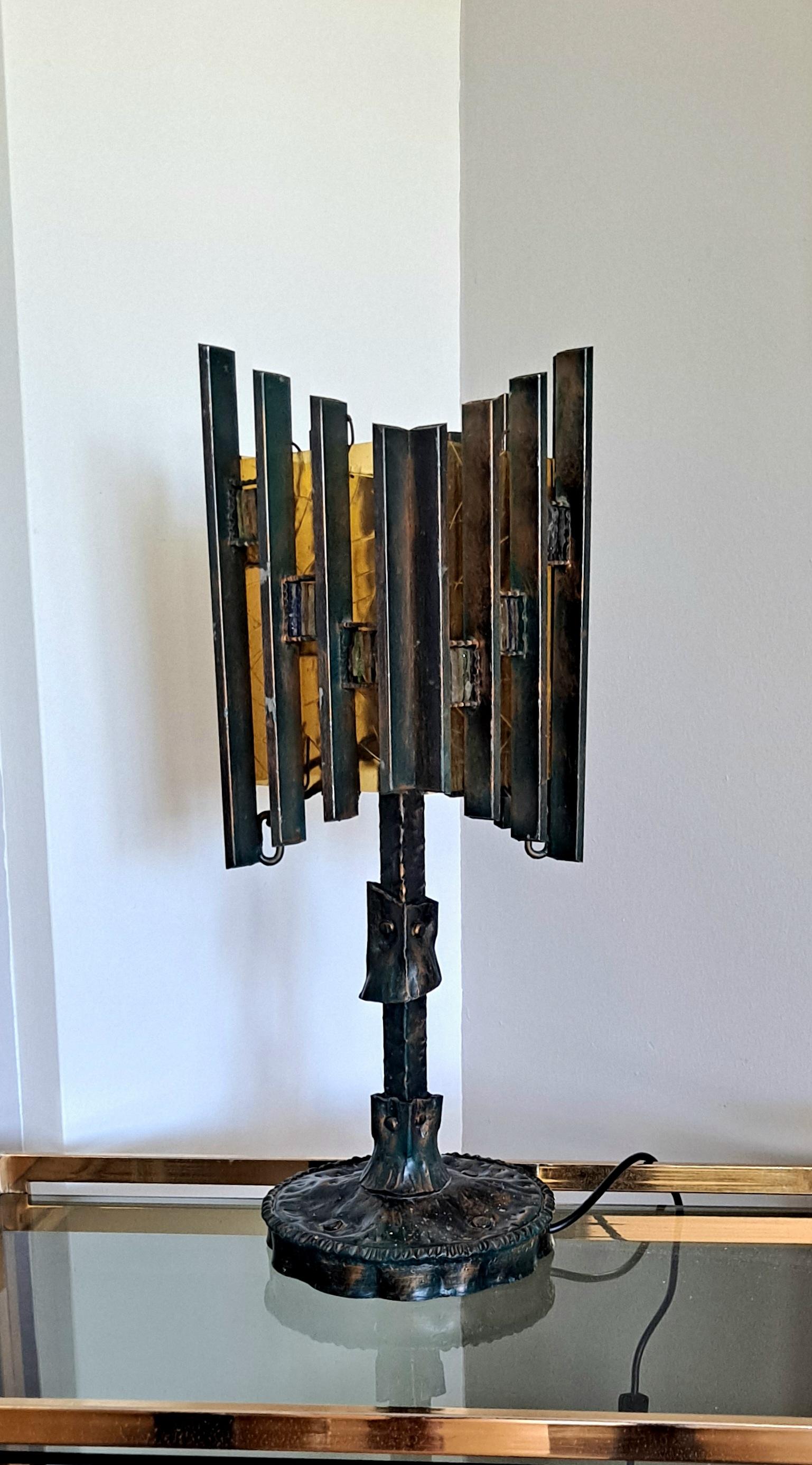 Italian Brutalist Table Lamp Attributed to Biancardi and Jordan Arte   For Sale 3
