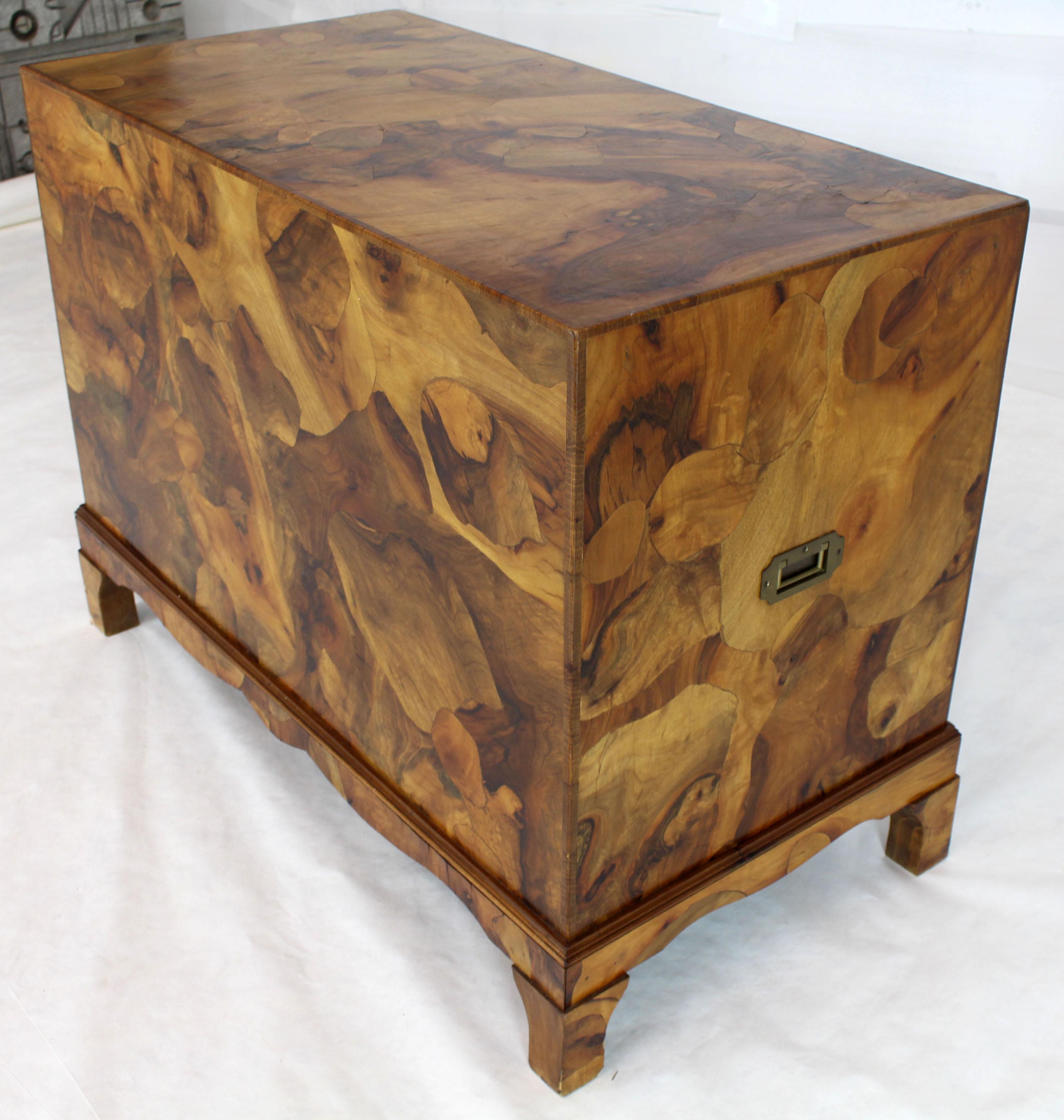 Italian Burl Olive Wood Patch Parquetry Three-Drawer Bachelor Chest 1