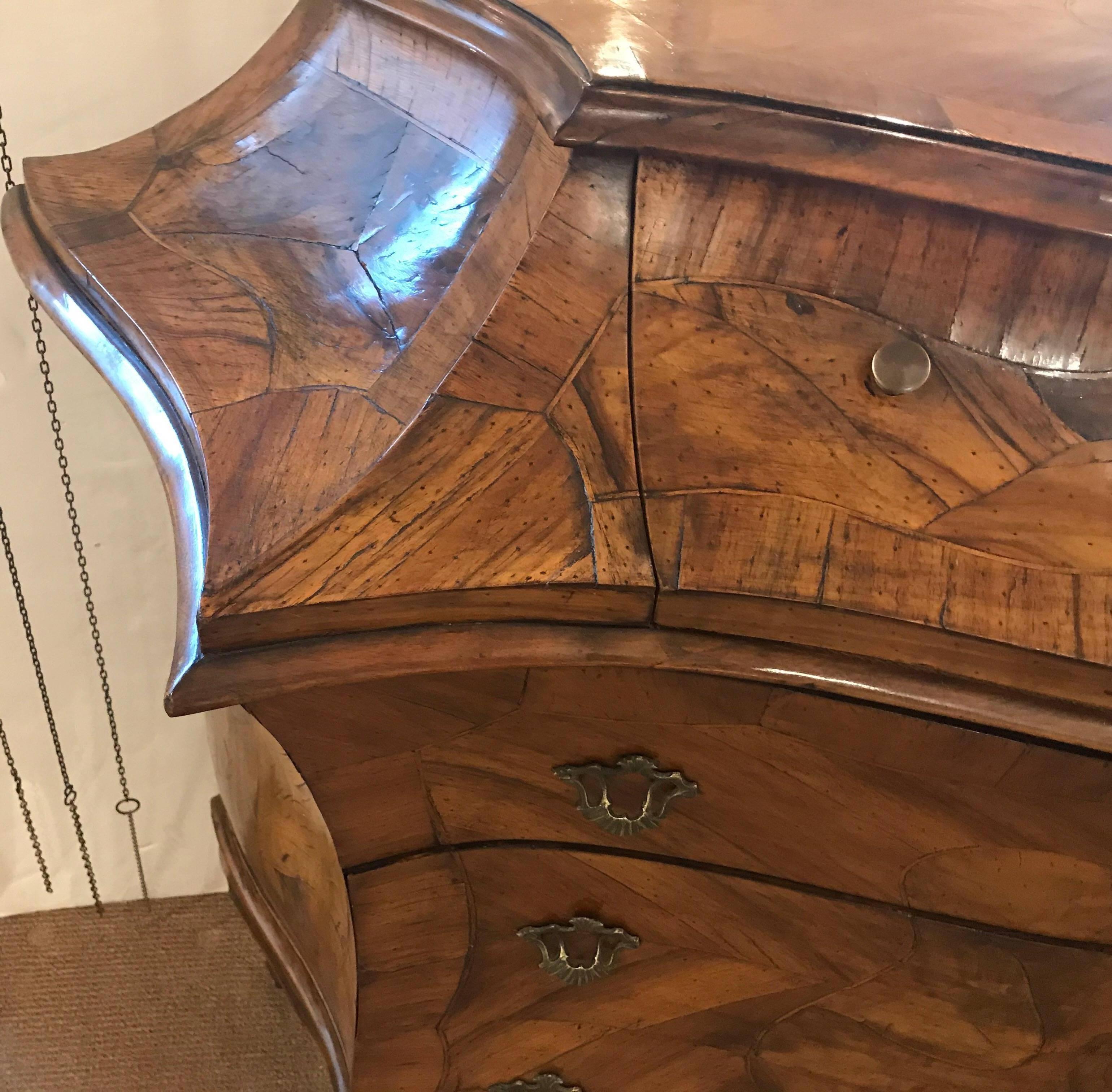 Mid-20th Century Italian Burl Walnut Bombe Commode