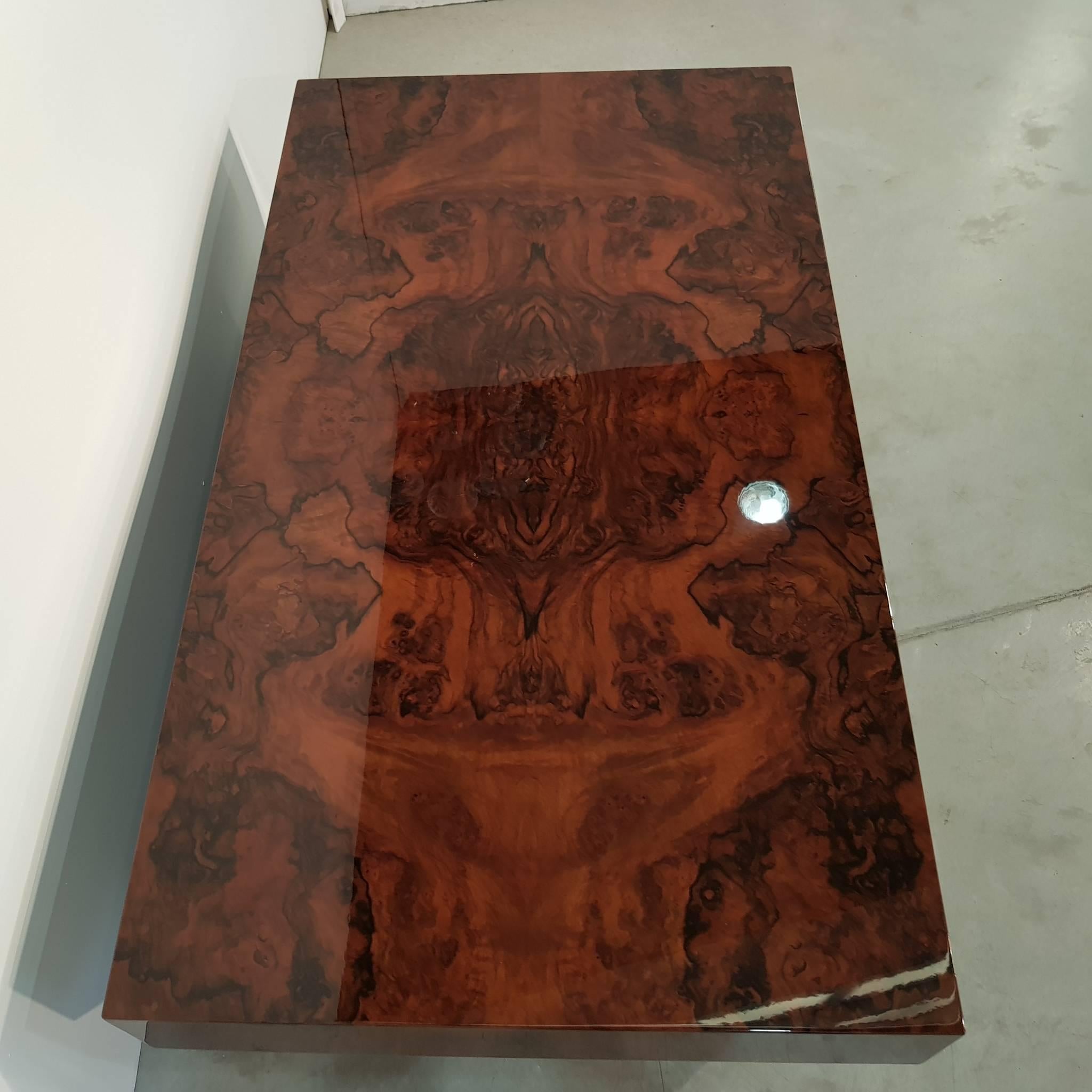 Painted Italian Burl Walnut Mid-Century Modern Coffee Table in Style of Willy Rizzo For Sale
