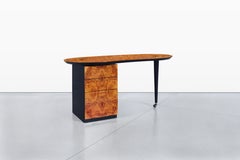 Italian Burl Wood and Black Lacquer Desk by Oscar Dell'Arredamento