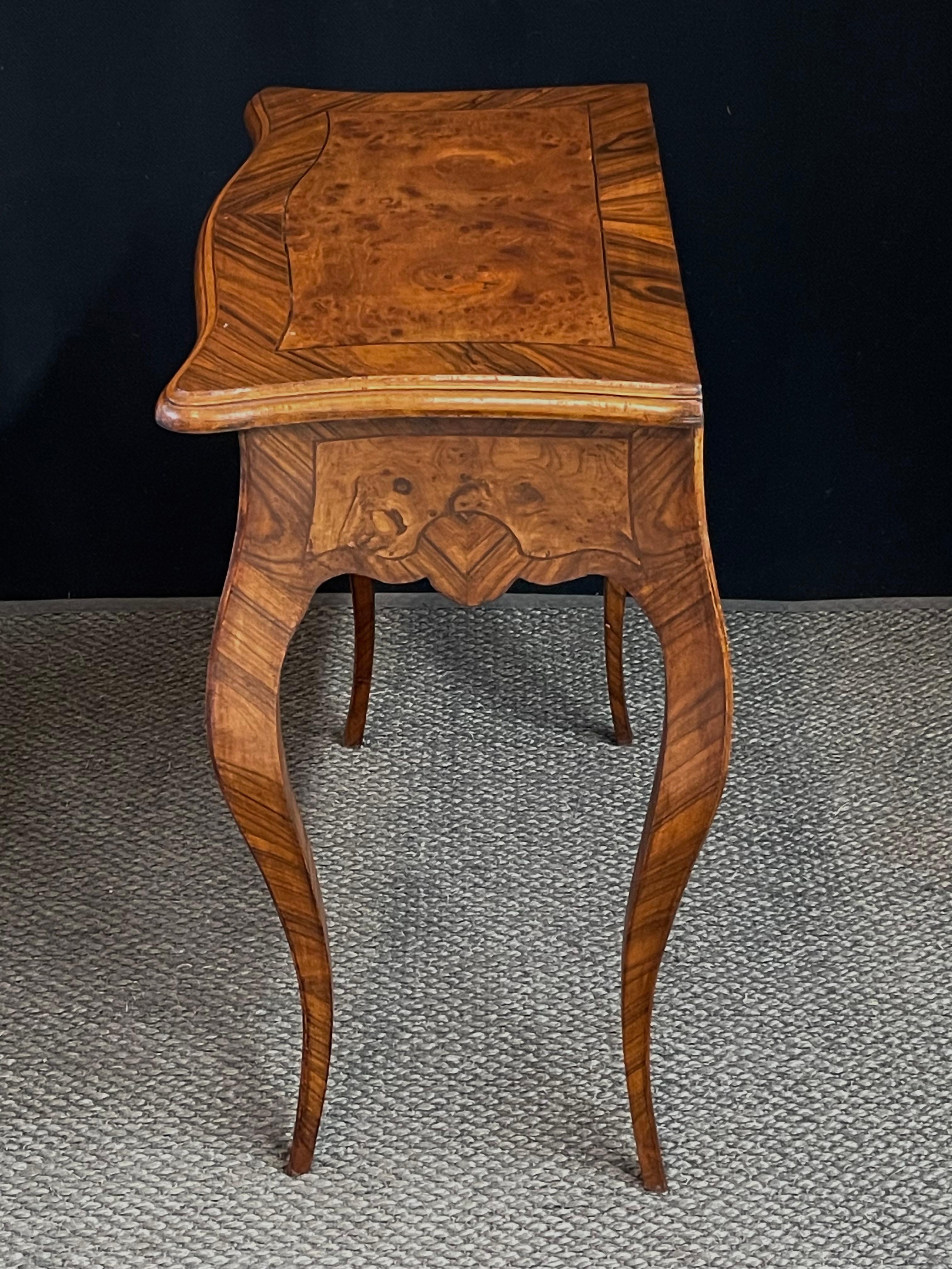 Table console italienne en bois de broussin en vente 8