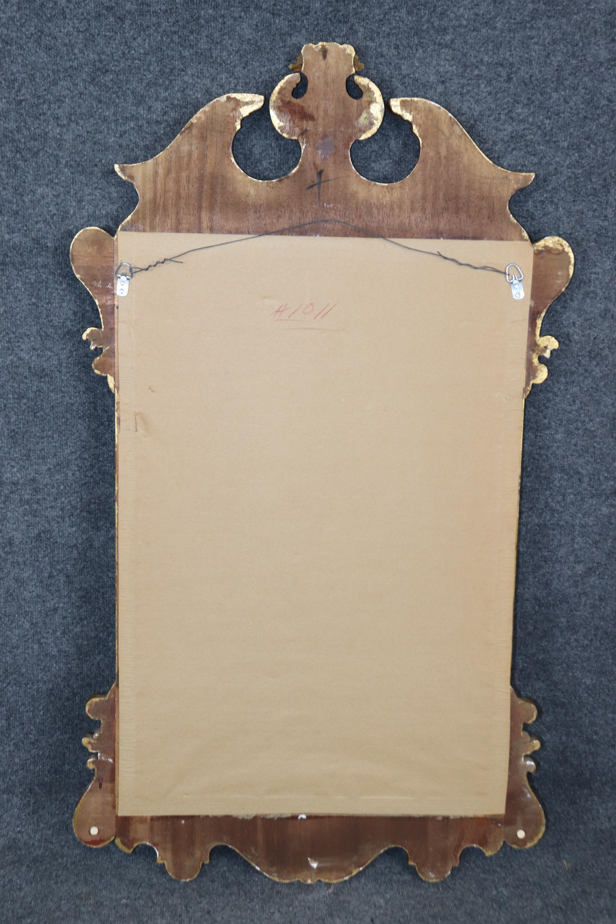 Rococo Miroir italien en noyer ronce et doré sculpté et estampillé Made in Italy en vente