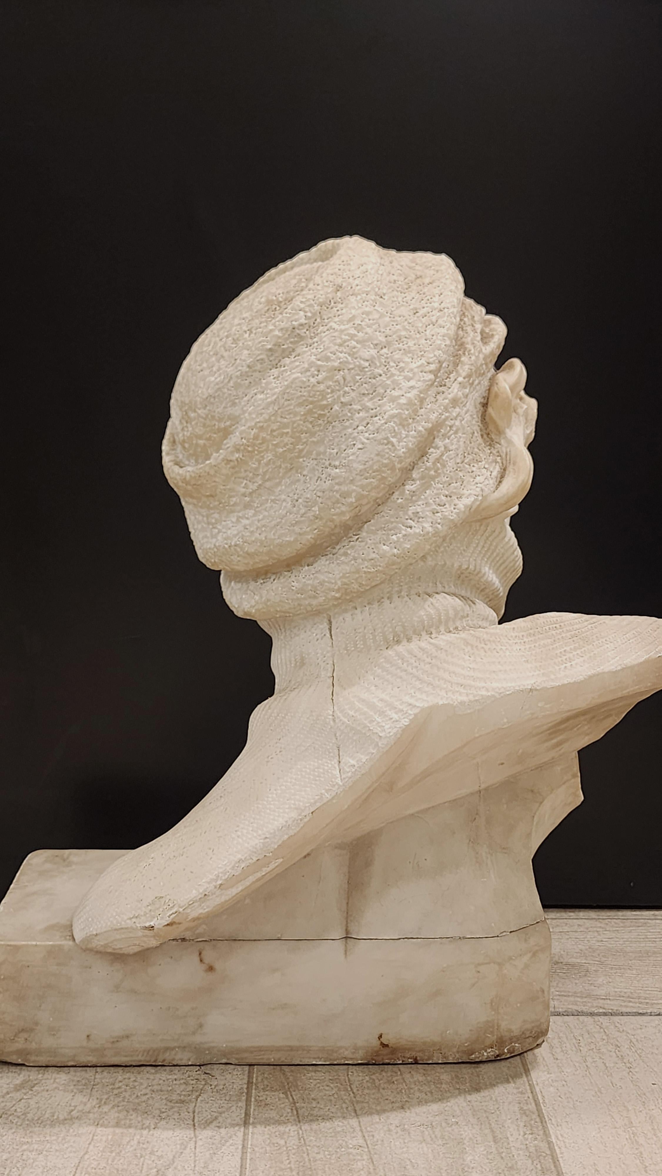 Busto italiano de mujer del siglo XX, años 30 Otro en venta