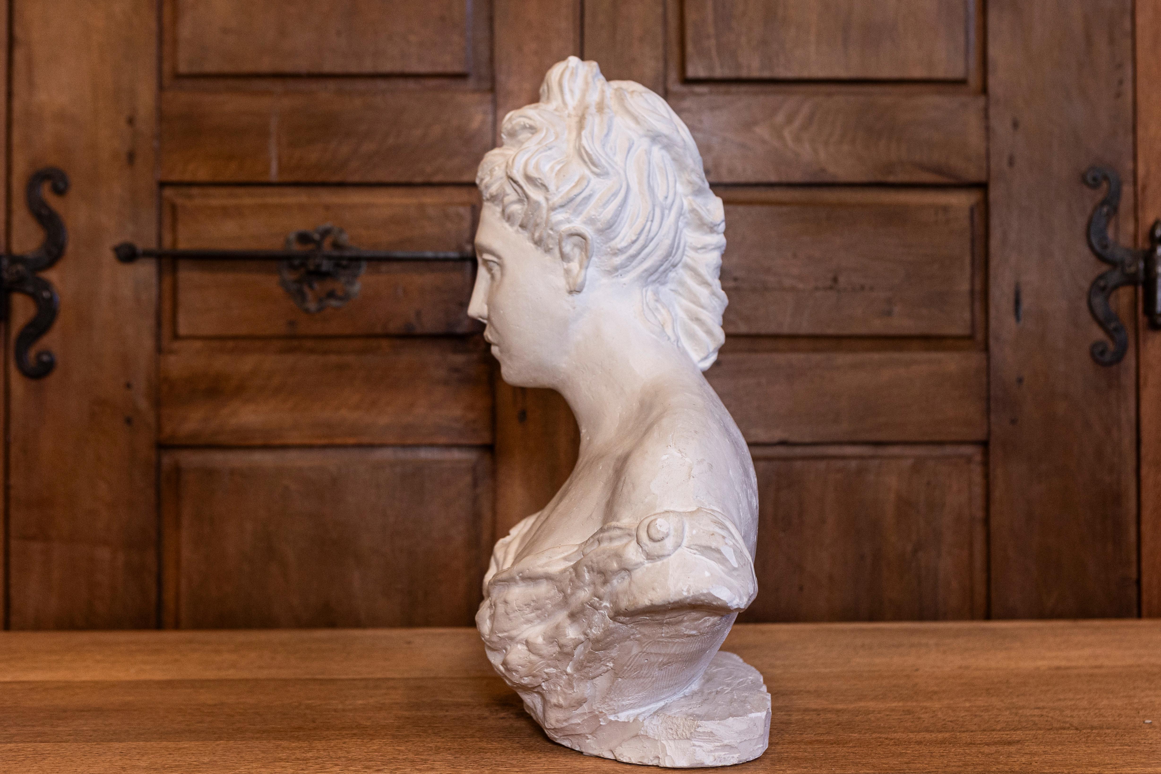 Composition Italian Bust of a Woman Wearing a Creased Dress with Fibula, 20th Century For Sale