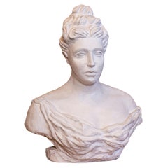 Busto italiano de mujer con vestido arrugado y peroné, Siglo XX