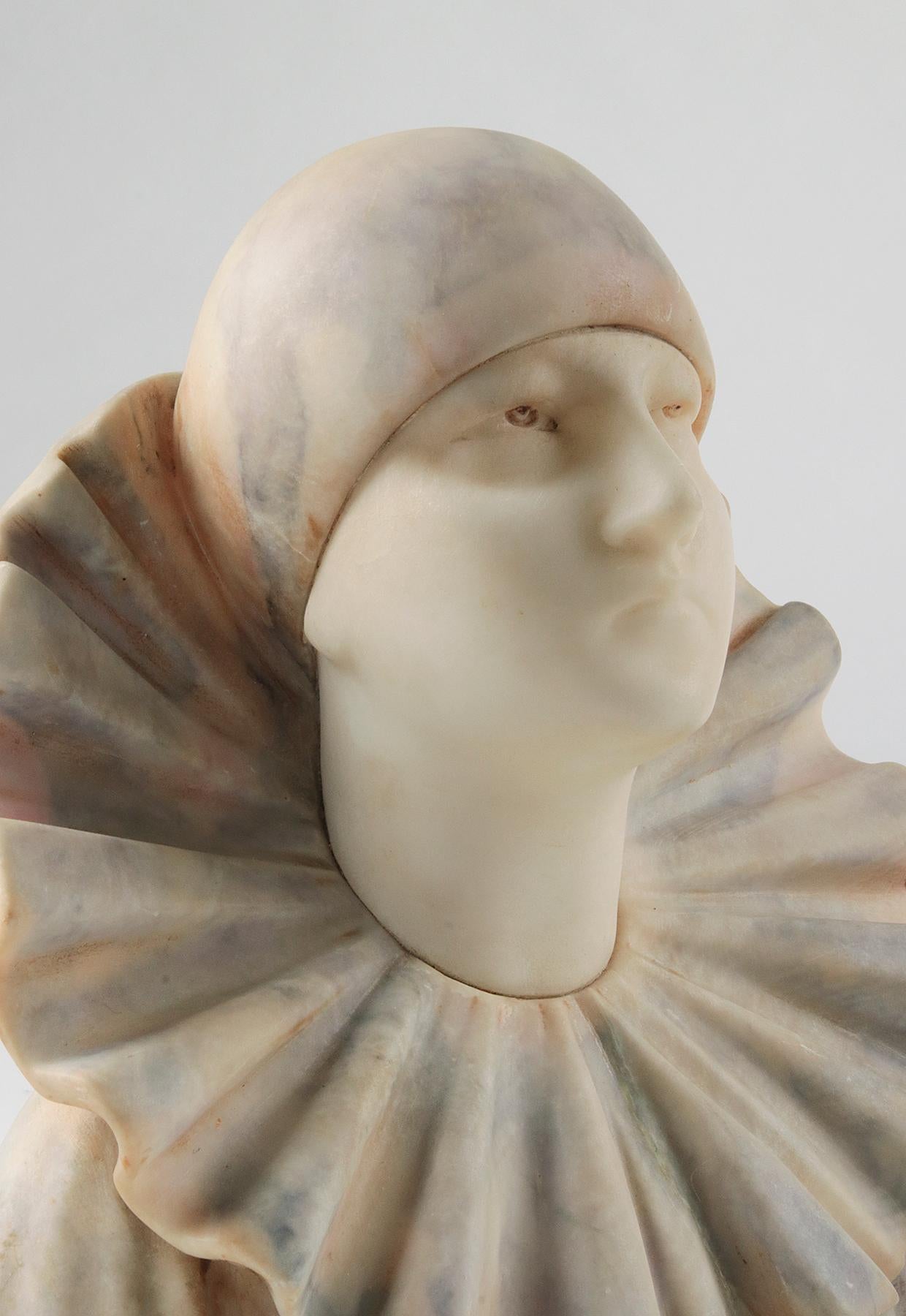 Albâtre Buste italien Pierrot Clown Statue en marbre albâtre par un. Gentili