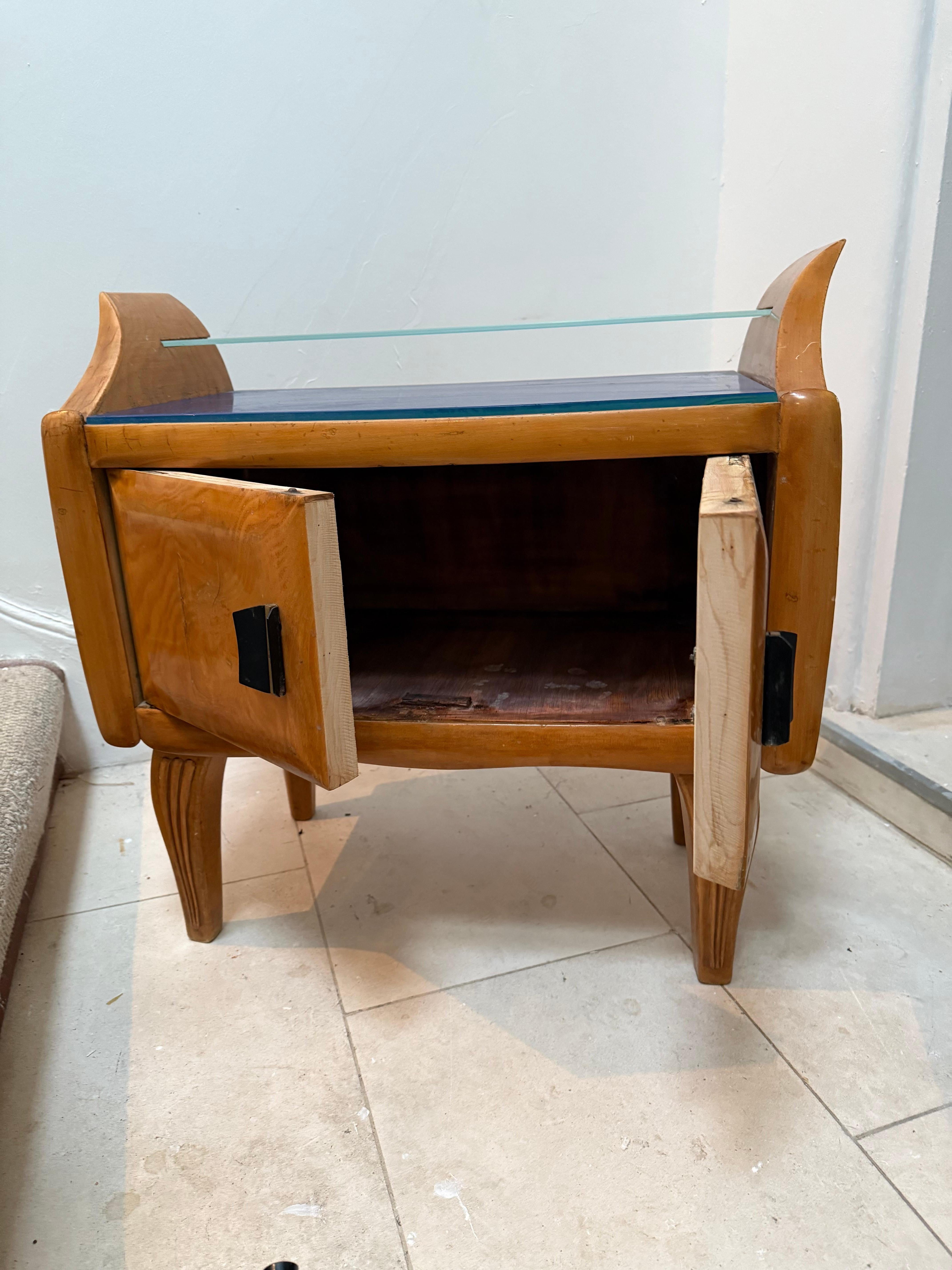 20th Century Italian c. 1940's Pair Of Side Tales By Dassi For Sale