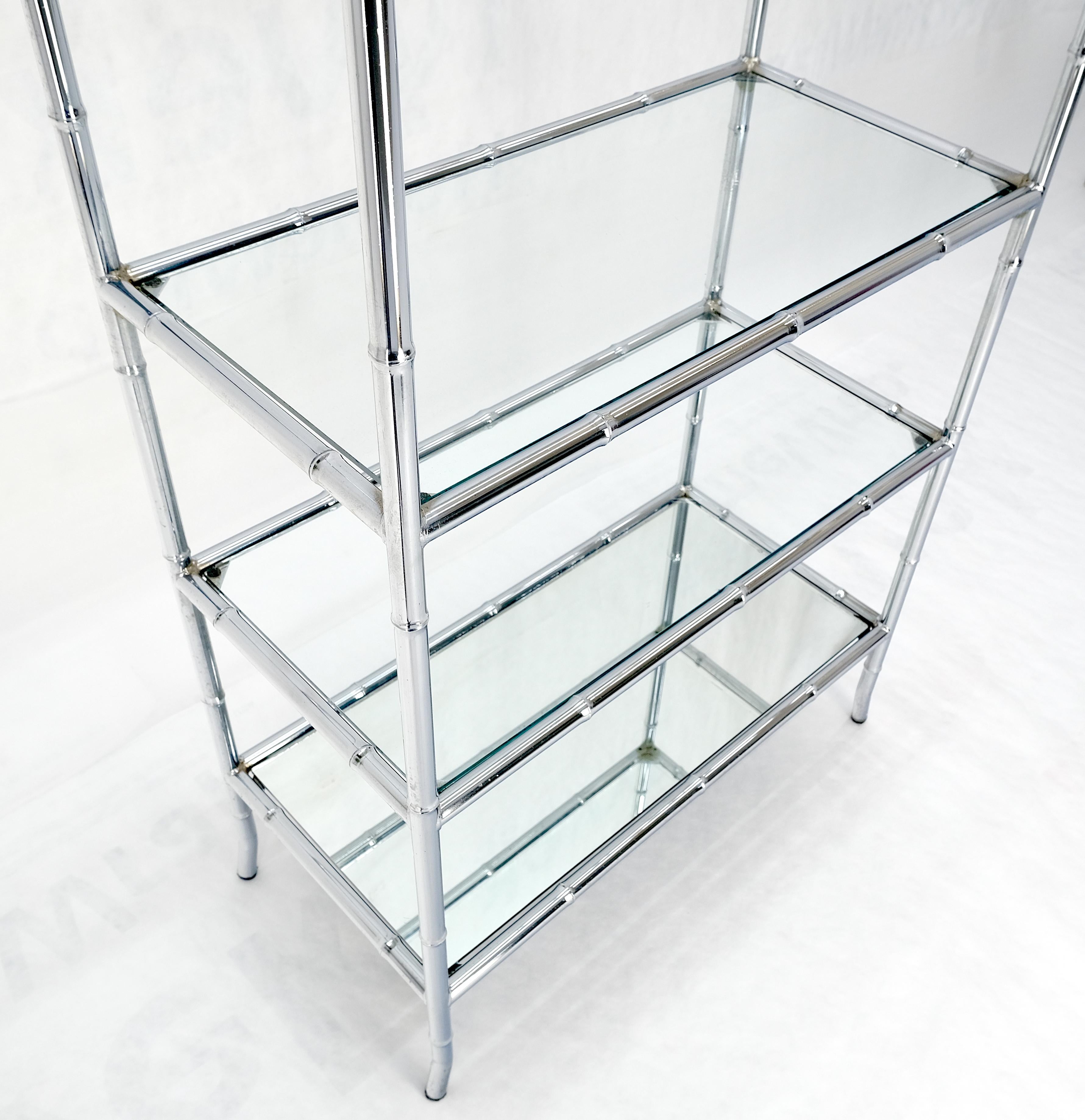 Mid-Century Modern Italian c1970s Faux Bamboo 6 Etagères en verre Chrome Etagere Bookcase MINT en vente