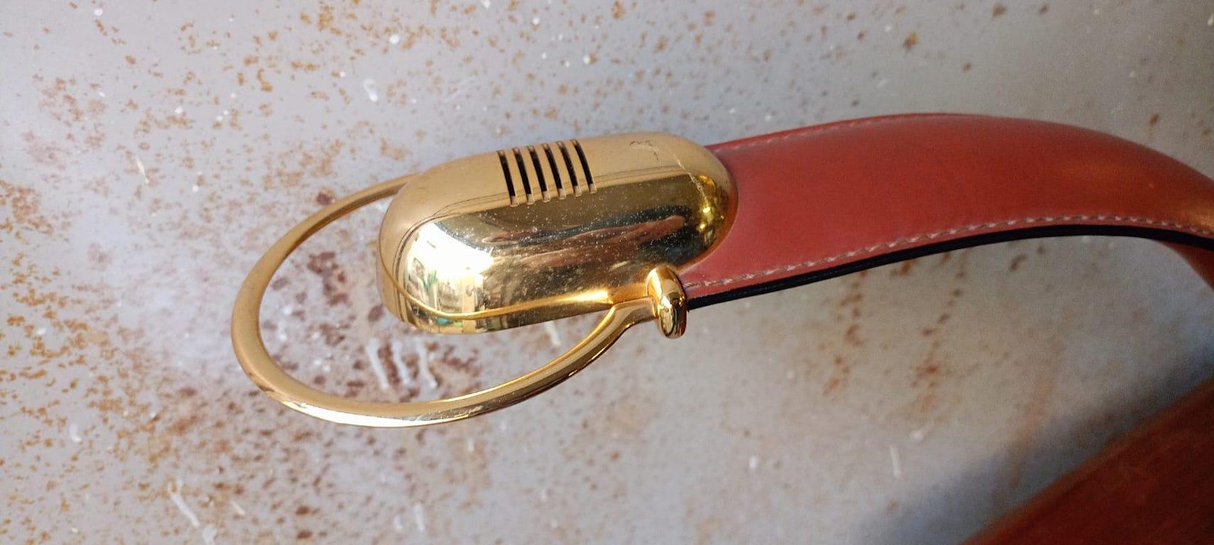 Fine XX secolo Lampada Cobra in pelle di Traso Milano del 1988 in vendita