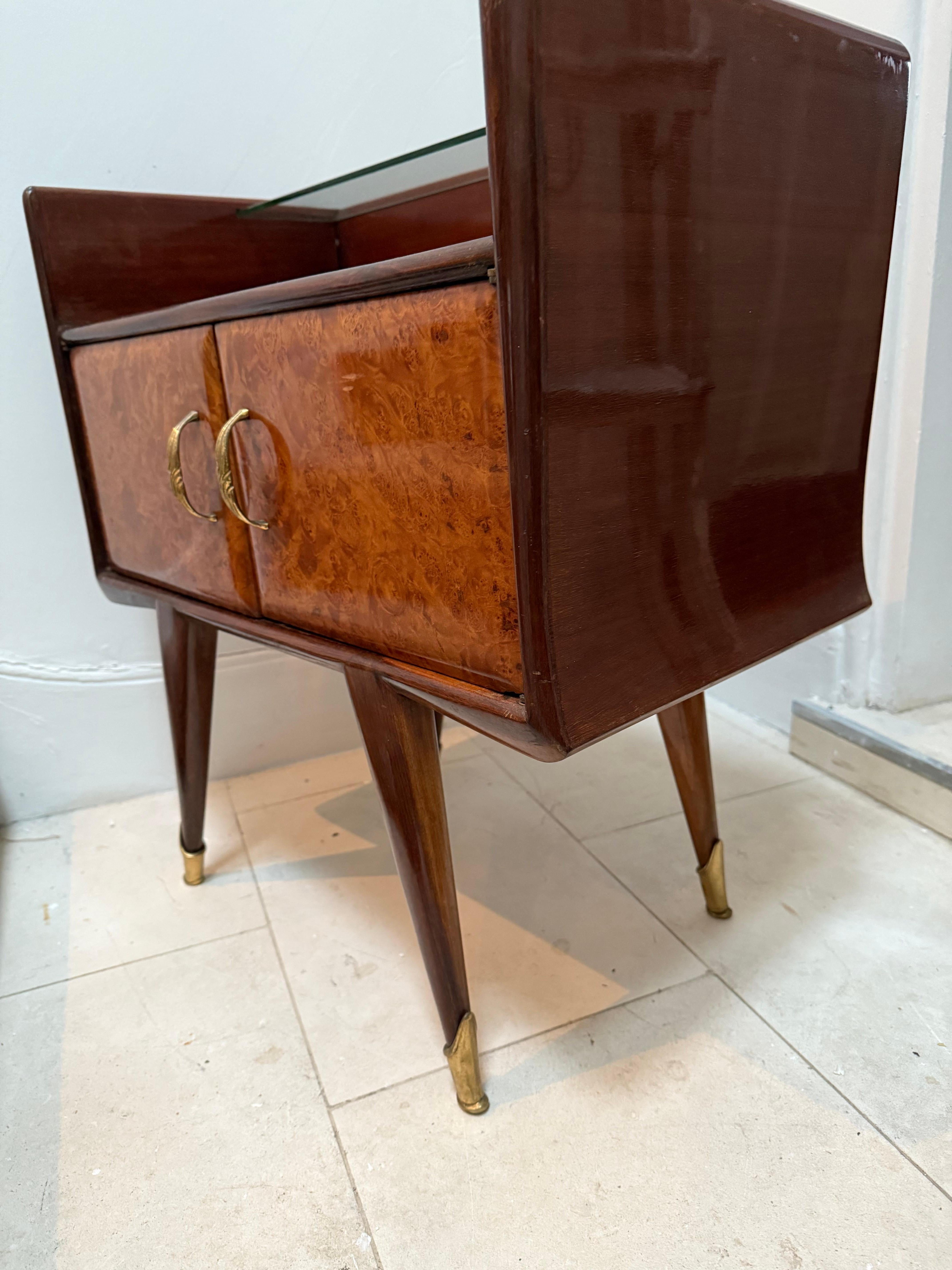 Italian c.40's Pair Of Side Tables in Mahogany By Dasriosi For Sale 1