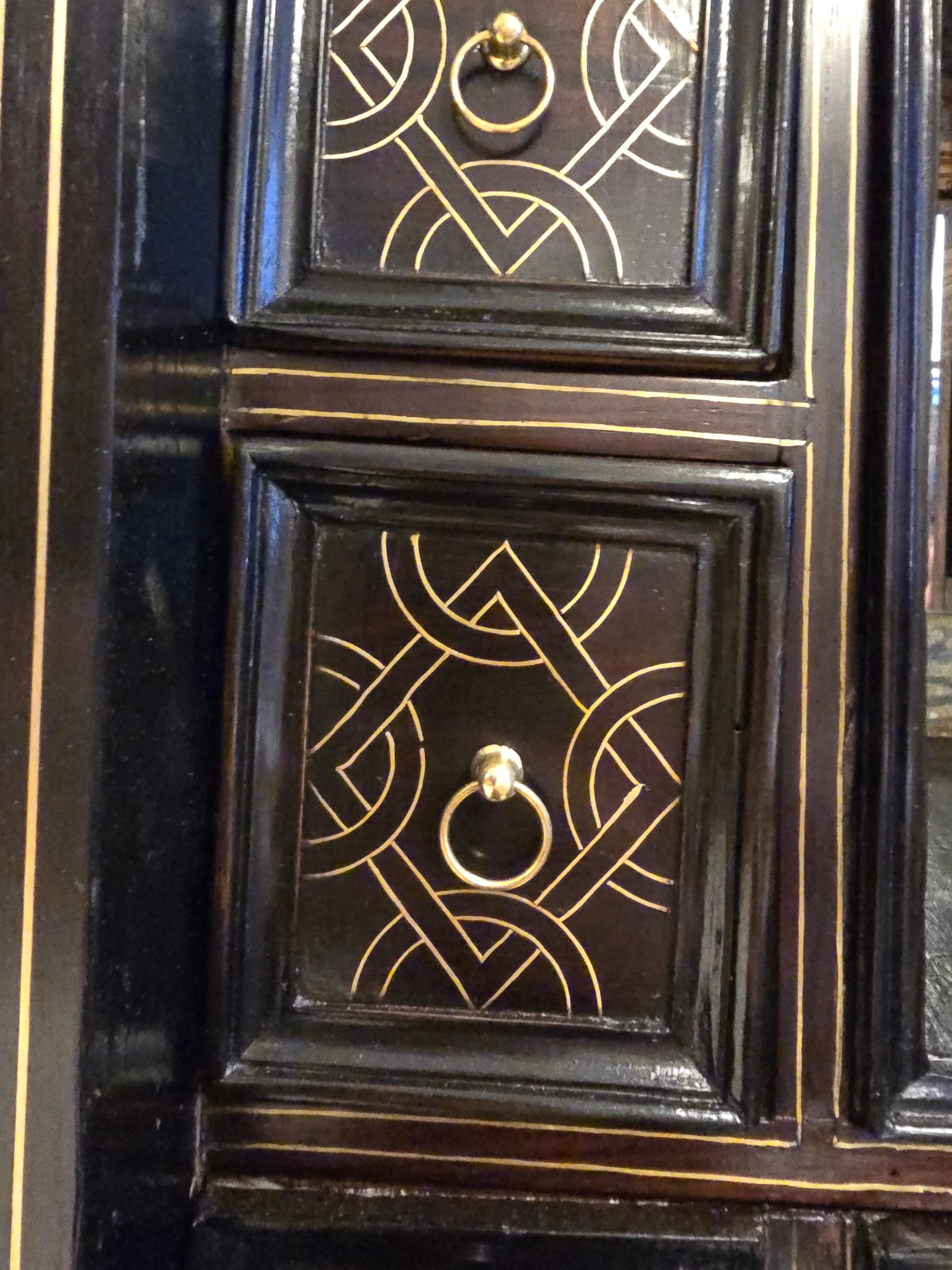 Italian Cabinet, 17th Century For Sale 4