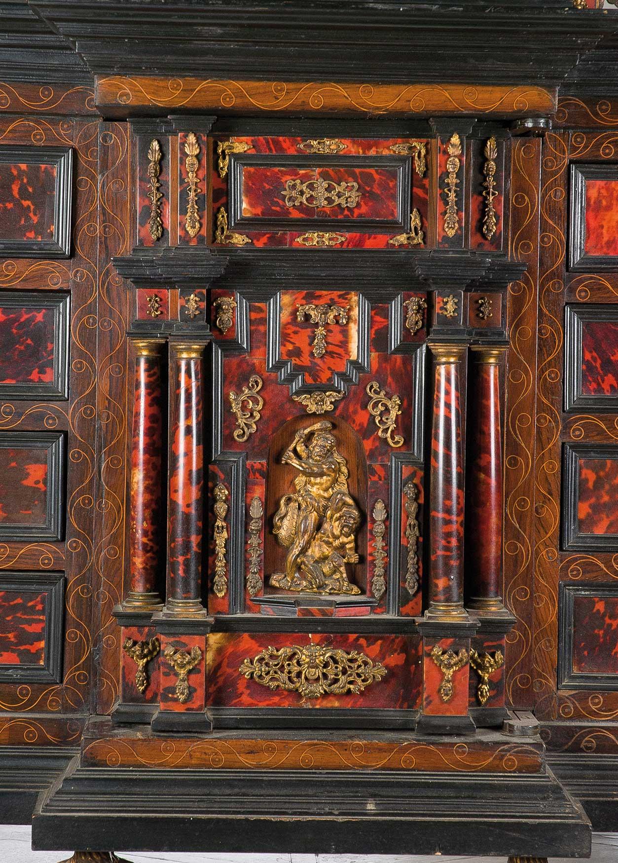 Baroque Italian Cabinet 