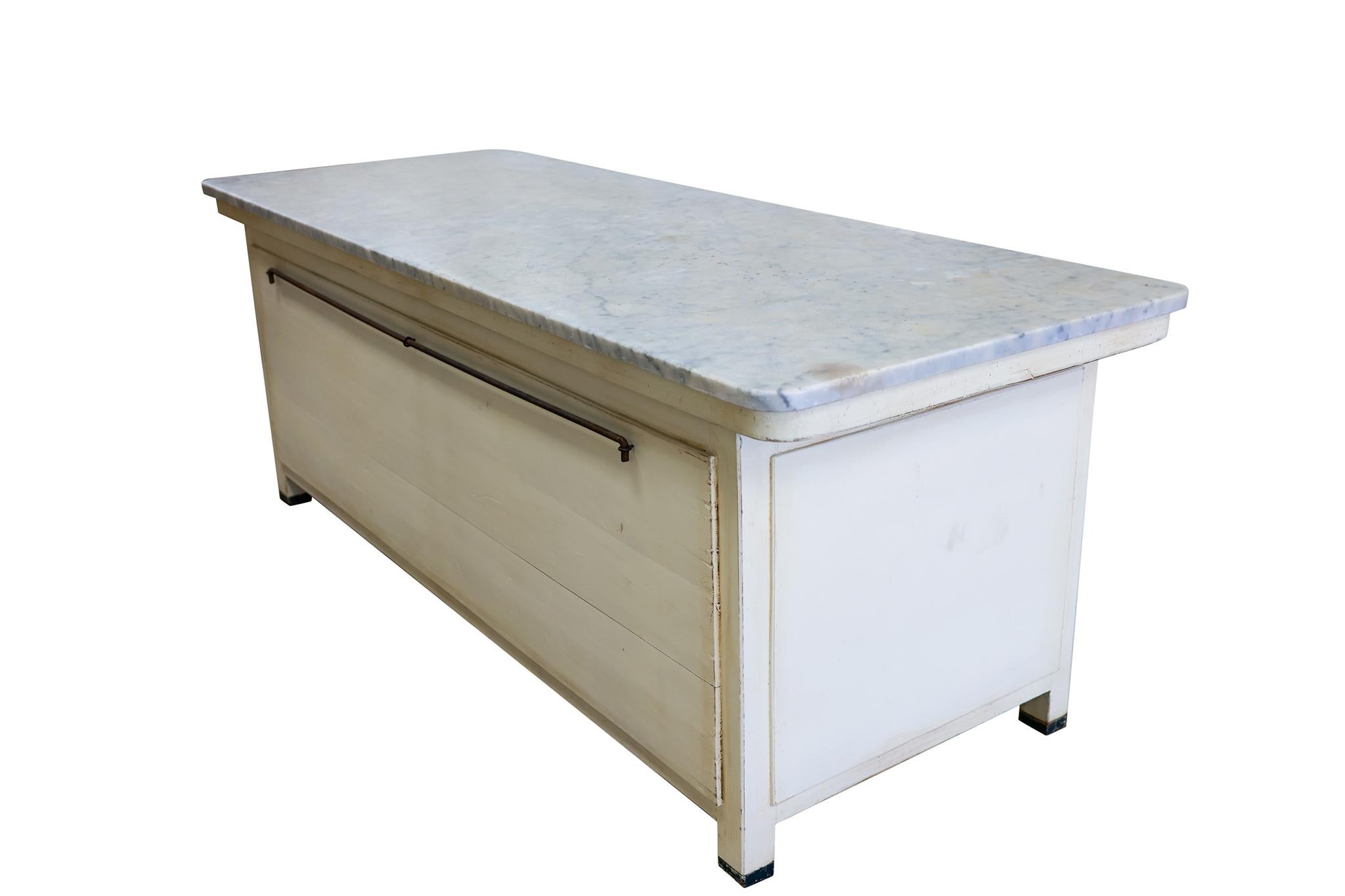 Italian cabinet siglo XX en venta