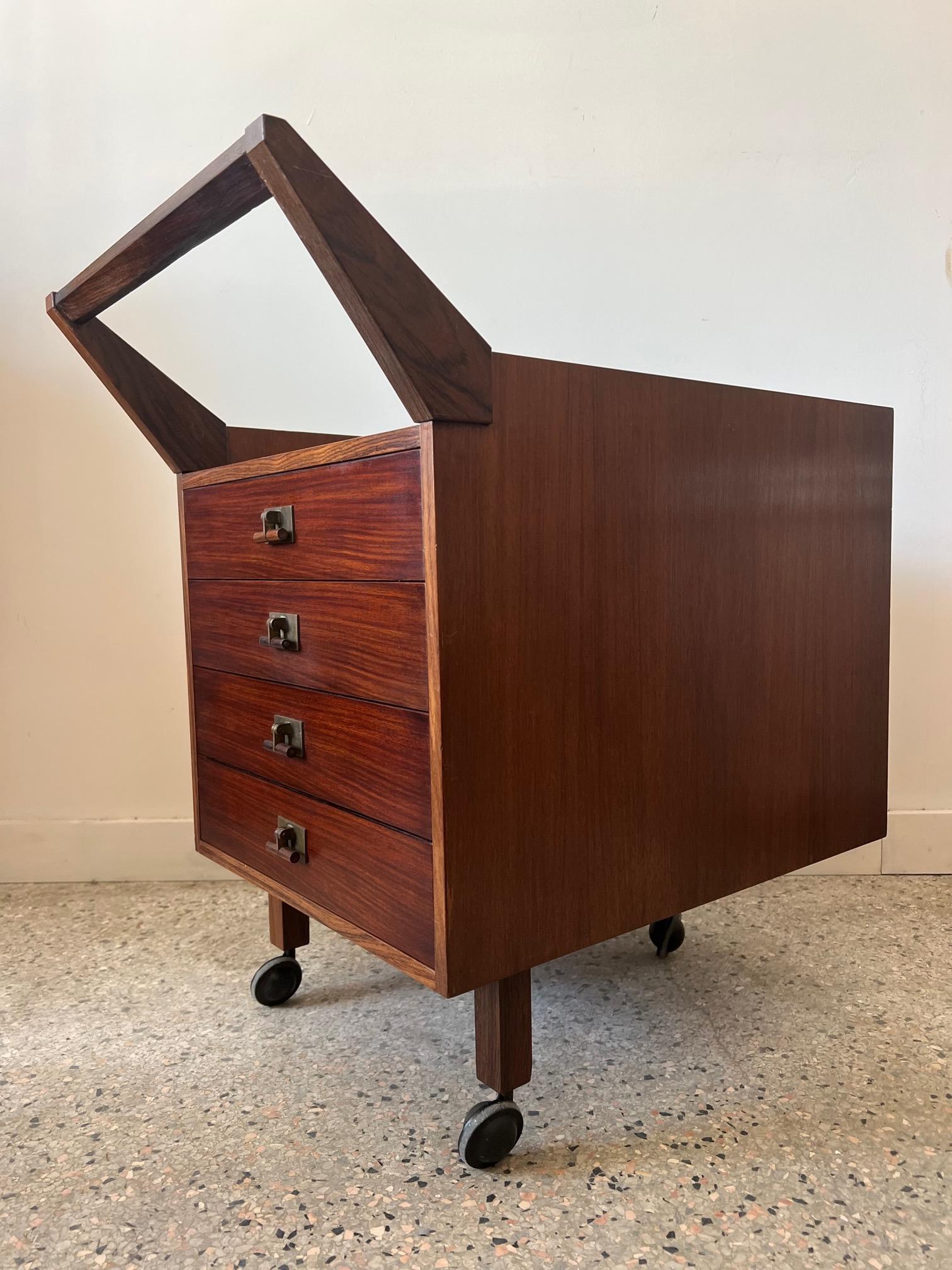 Italian Cabinet or Small Chest of Drawers by Franco Albini ca' 1950s For Sale 2