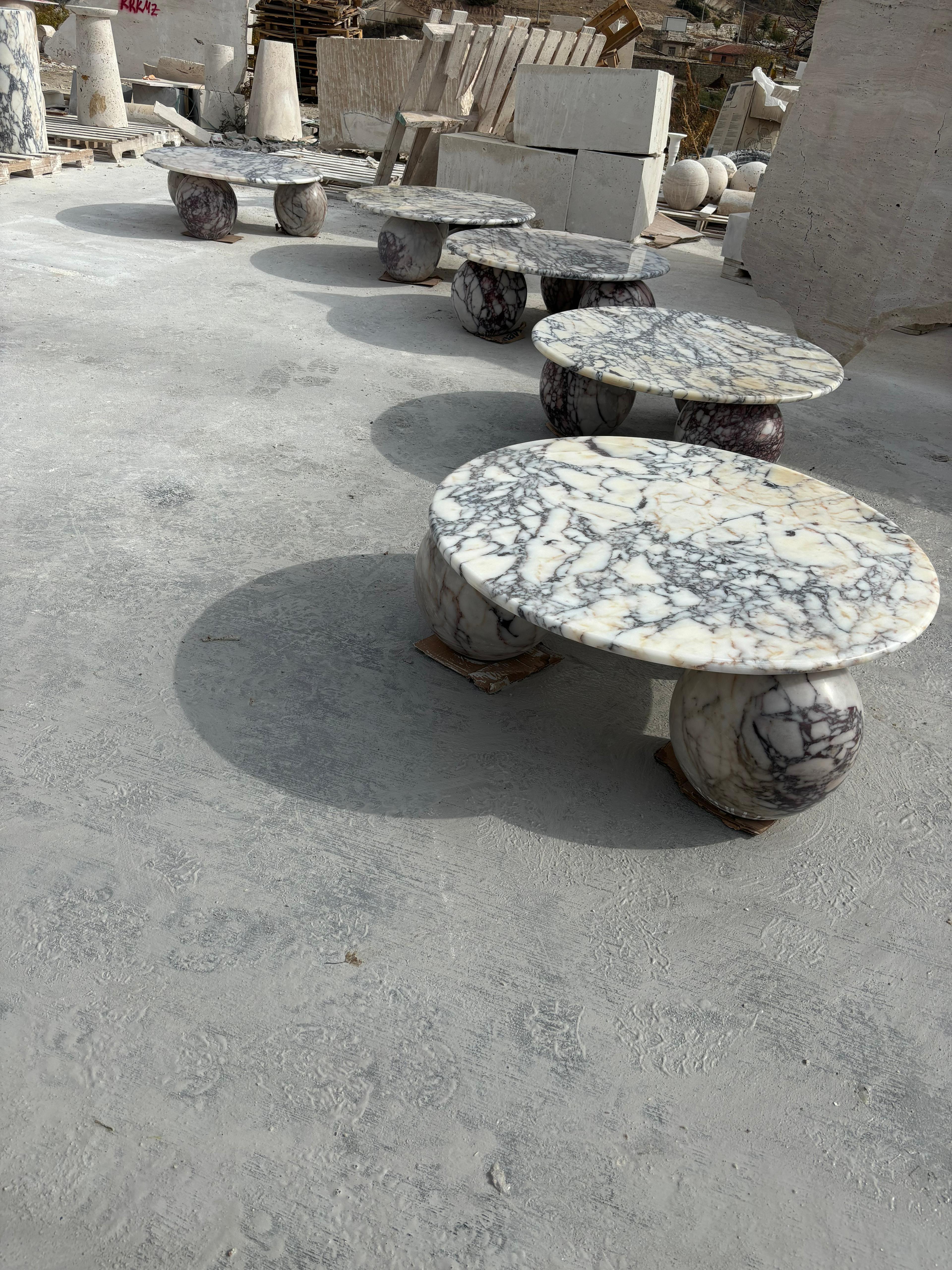 Turco Italian Calacatta Viola Stone Marble Handmade Living Room Coffee Table in vendita