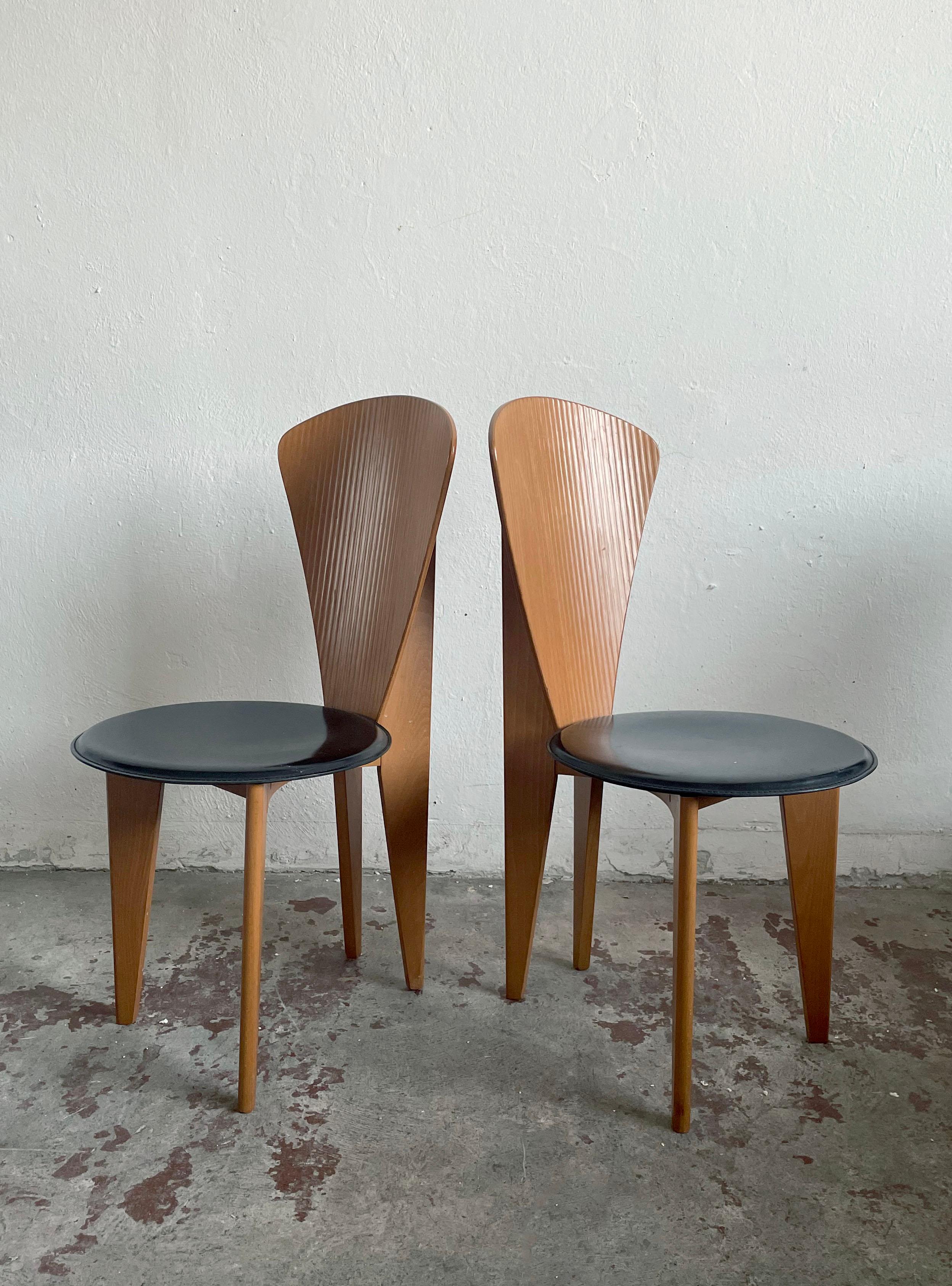 Italian Calligaris Postmodern Dining Chairs, 1980s, Leather and Wood, Set of 2 In Good Condition In Zagreb, HR