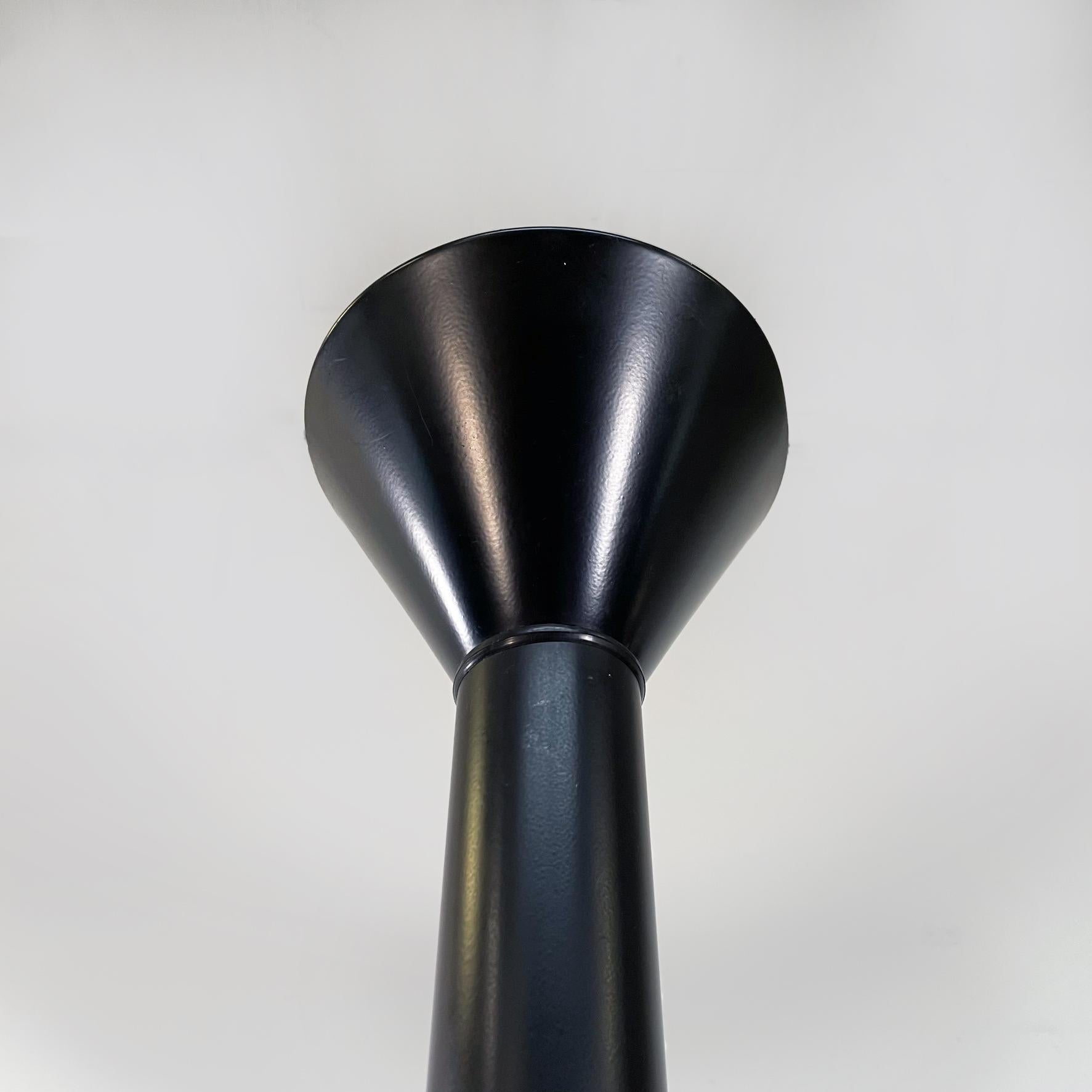 Italian Mid-Century Callimaco Black Steel Floor Lamp Sottsass for Artemide, 1980 For Sale 7
