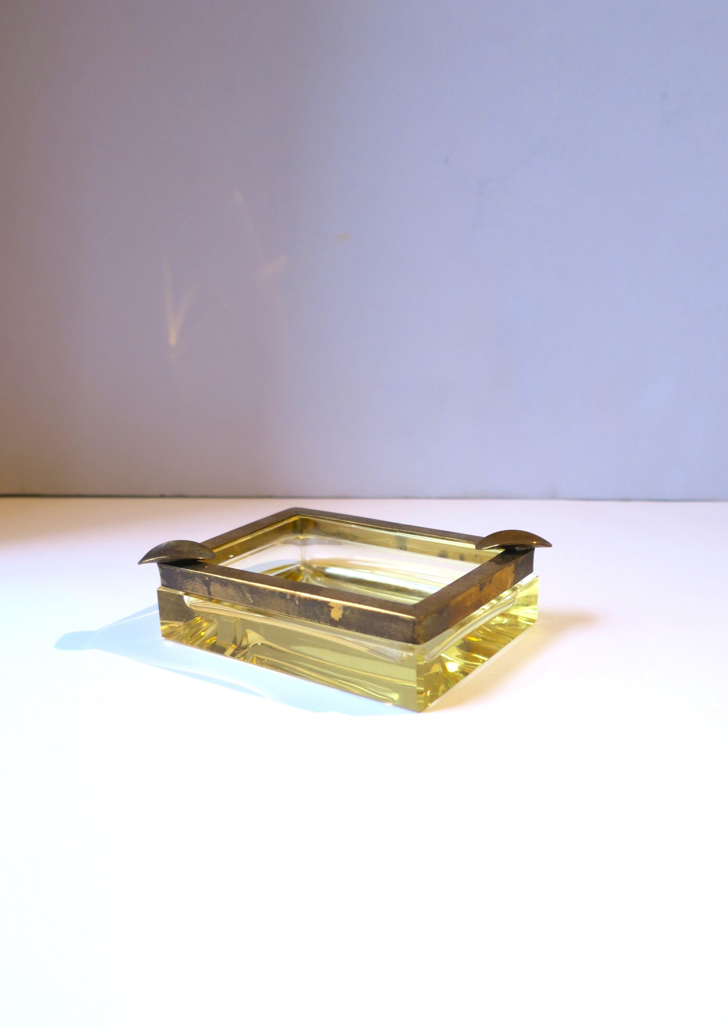 Italian Canary Yellow Glass and Brass Ashtray, circa 1950s, Italy In Good Condition For Sale In New York, NY